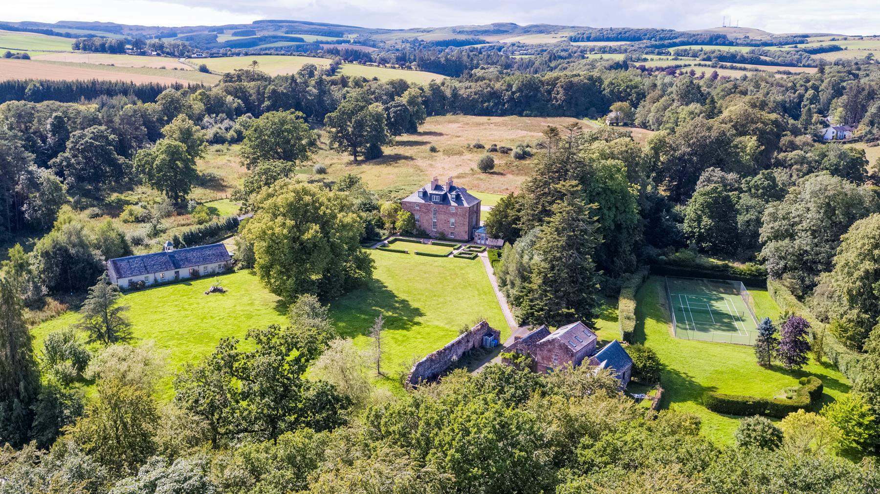 Maybole, South Ayrshire, KA19