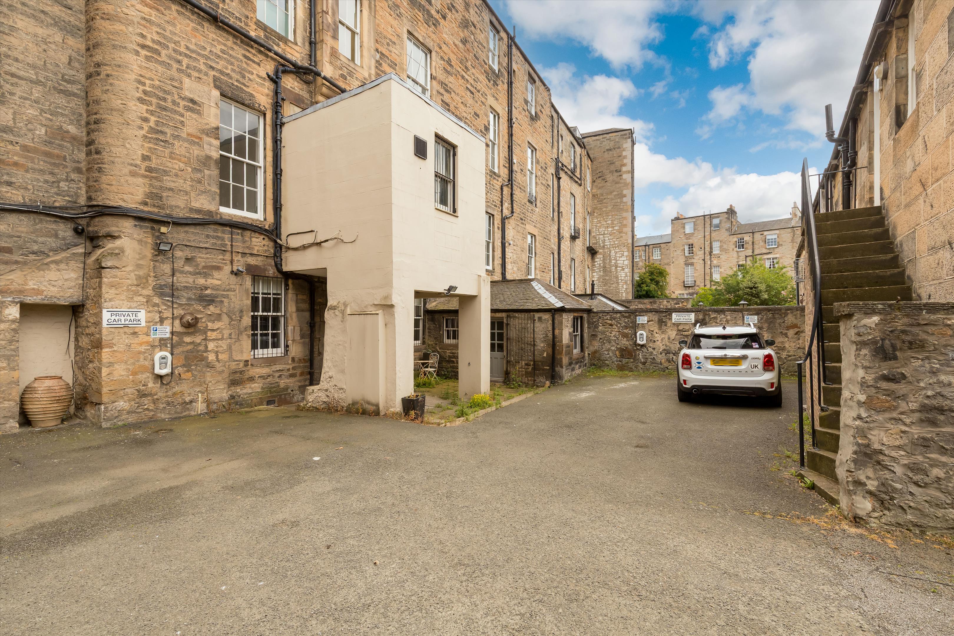 Coates Crescent, Edinburgh, EH3