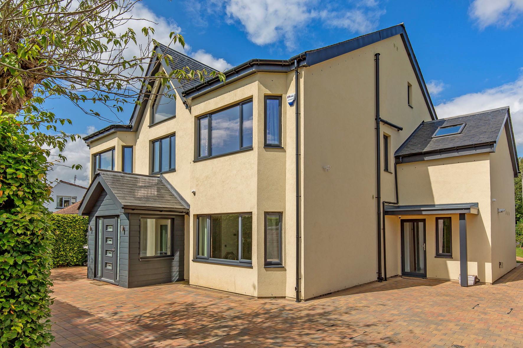 Braehead Road, Edinburgh EH4