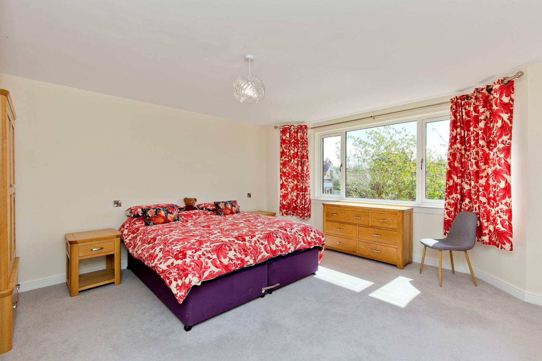 Braehead Road, Edinburgh EH4