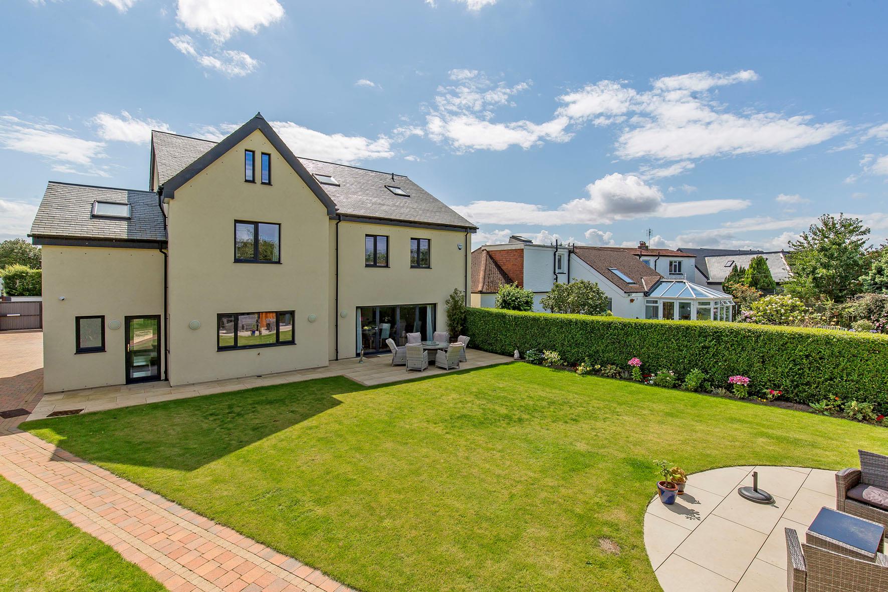 Braehead Road, Edinburgh EH4
