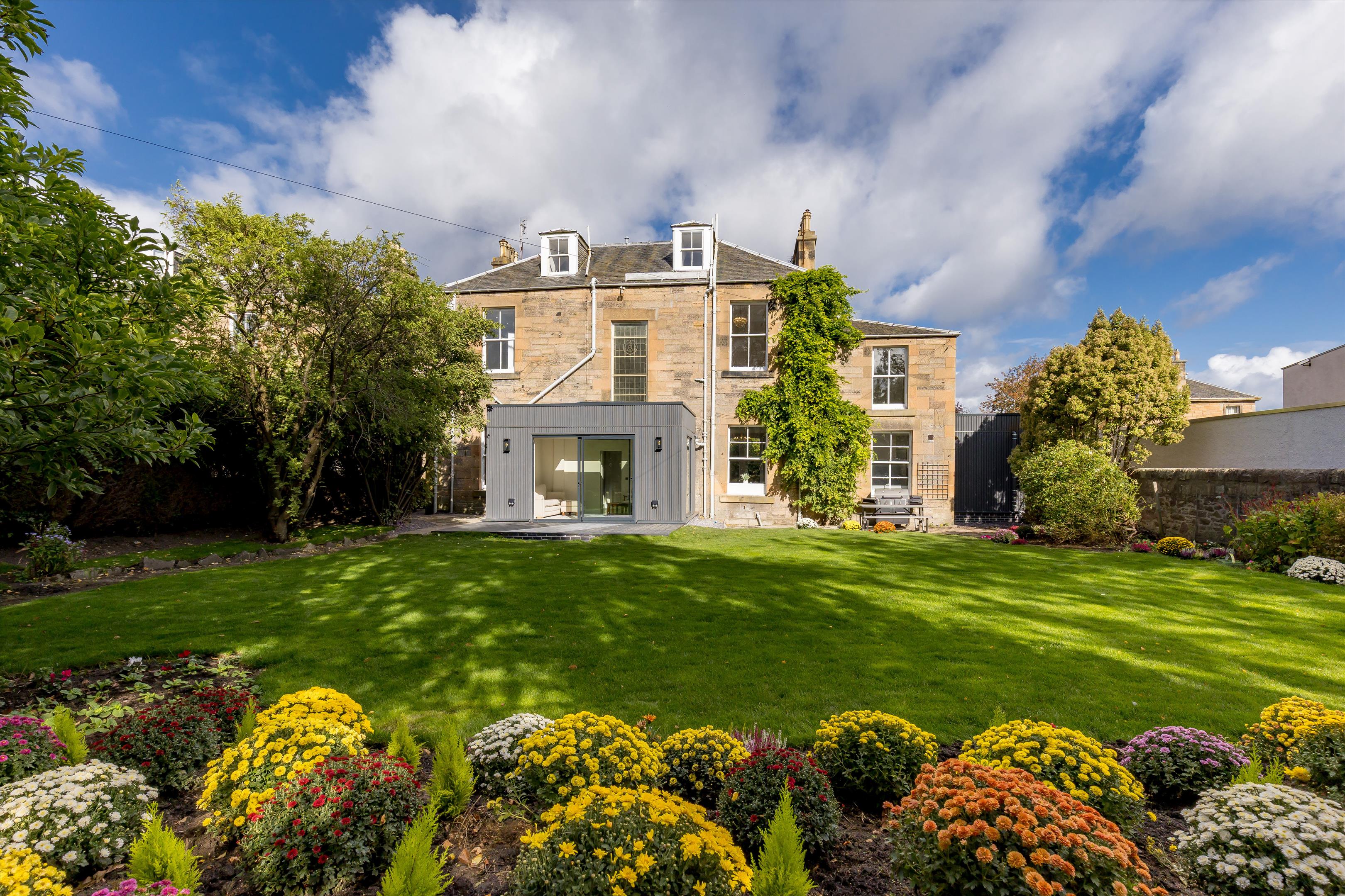 Greenhill Park, Morningside, Edinburgh EH10