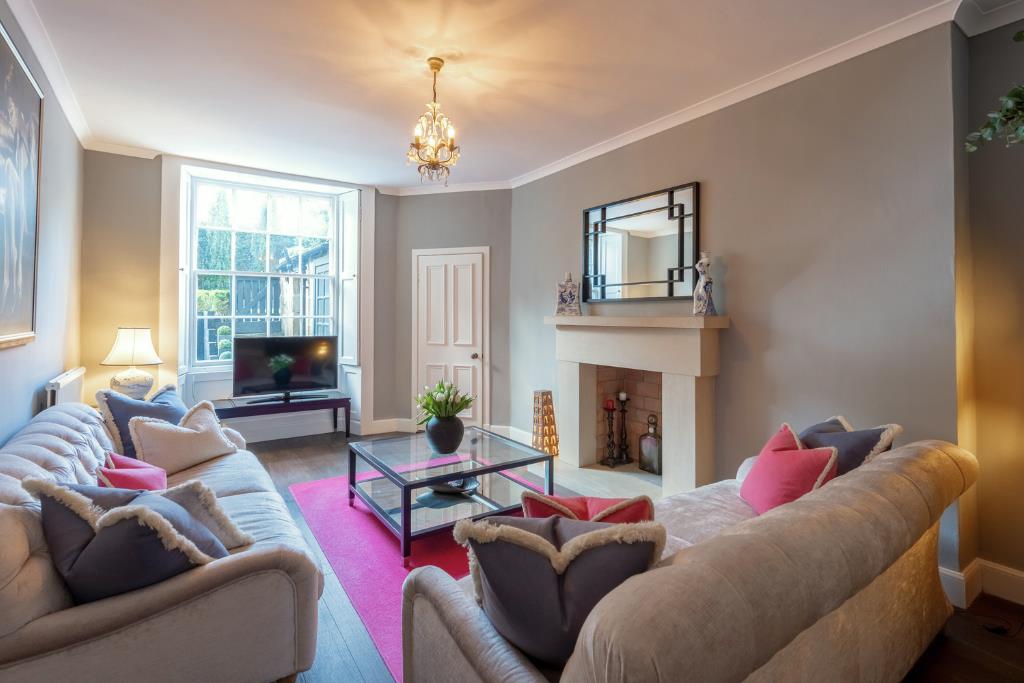 Carlton Street, Stockbridge, Edinburgh EH4