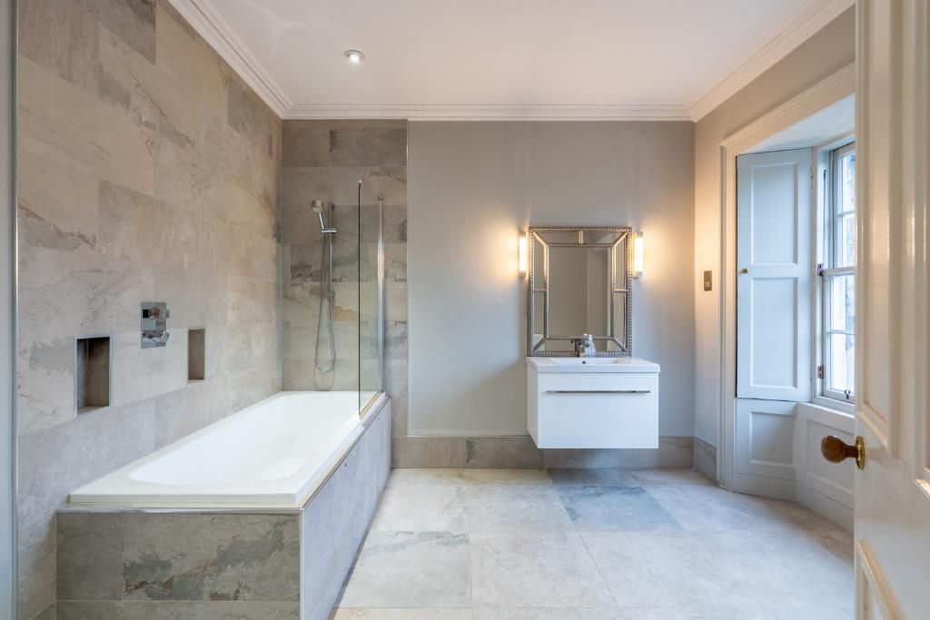 Carlton Street, Stockbridge, Edinburgh EH4