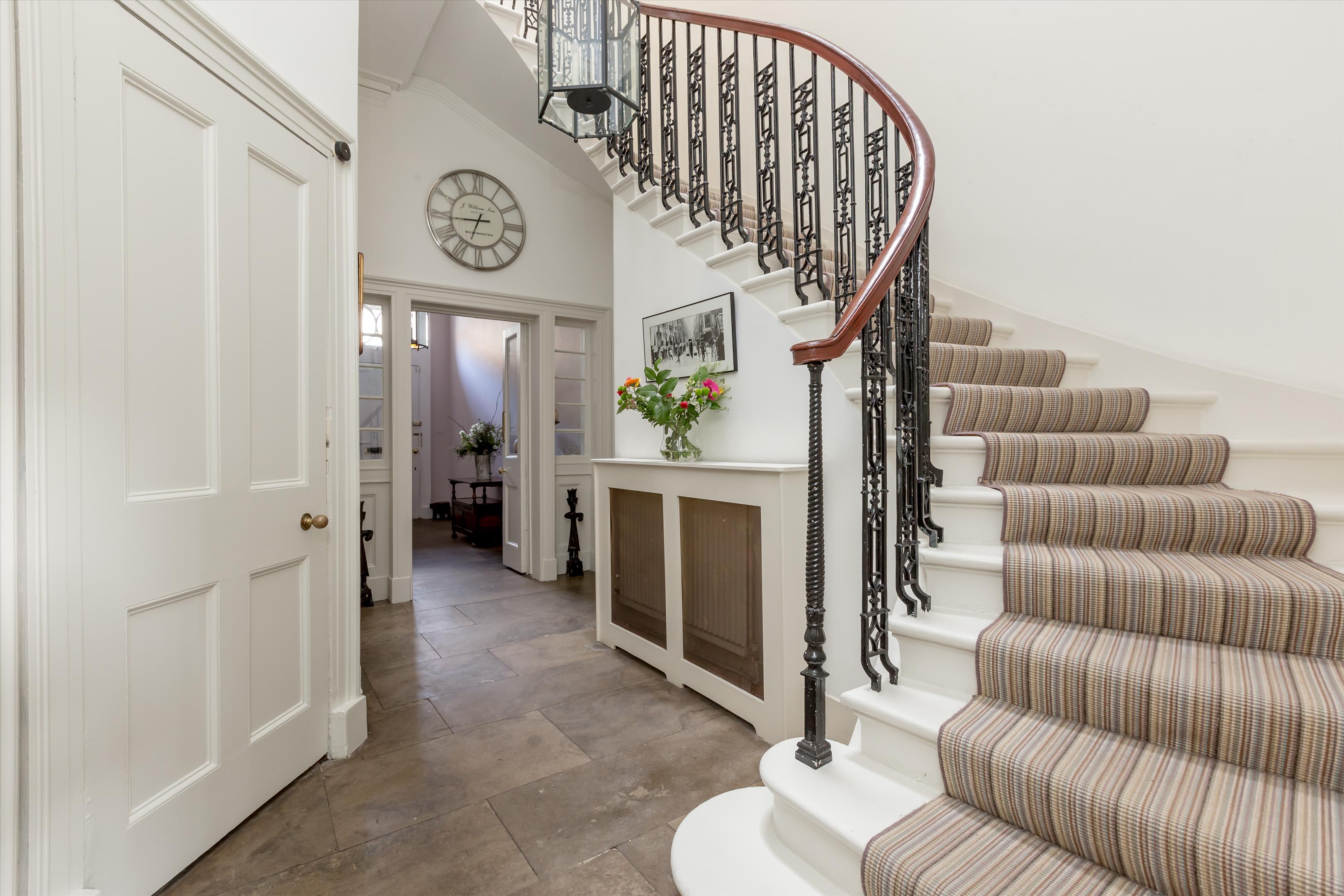 Carlton Street, Stockbridge, Edinburgh EH4