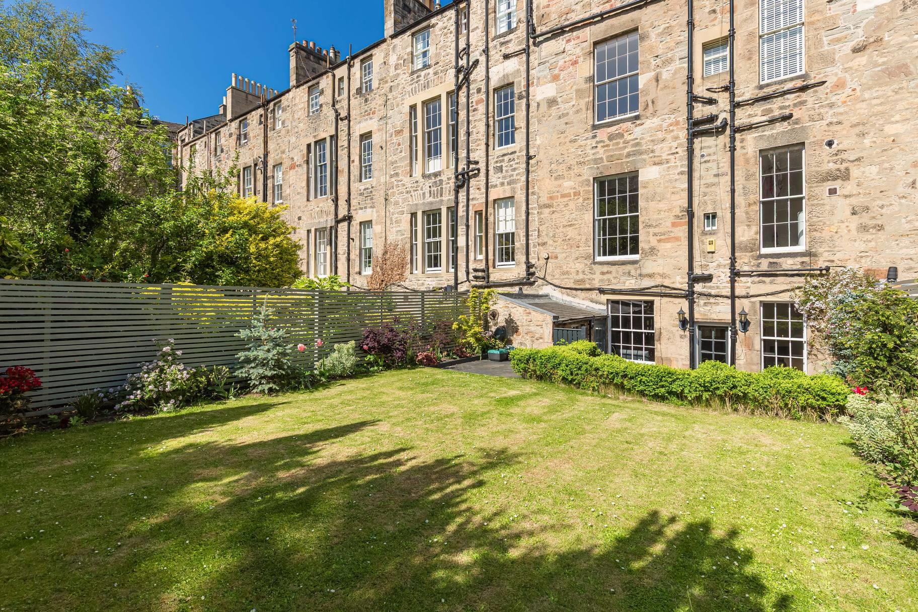 Carlton Street, Stockbridge, Edinburgh EH4