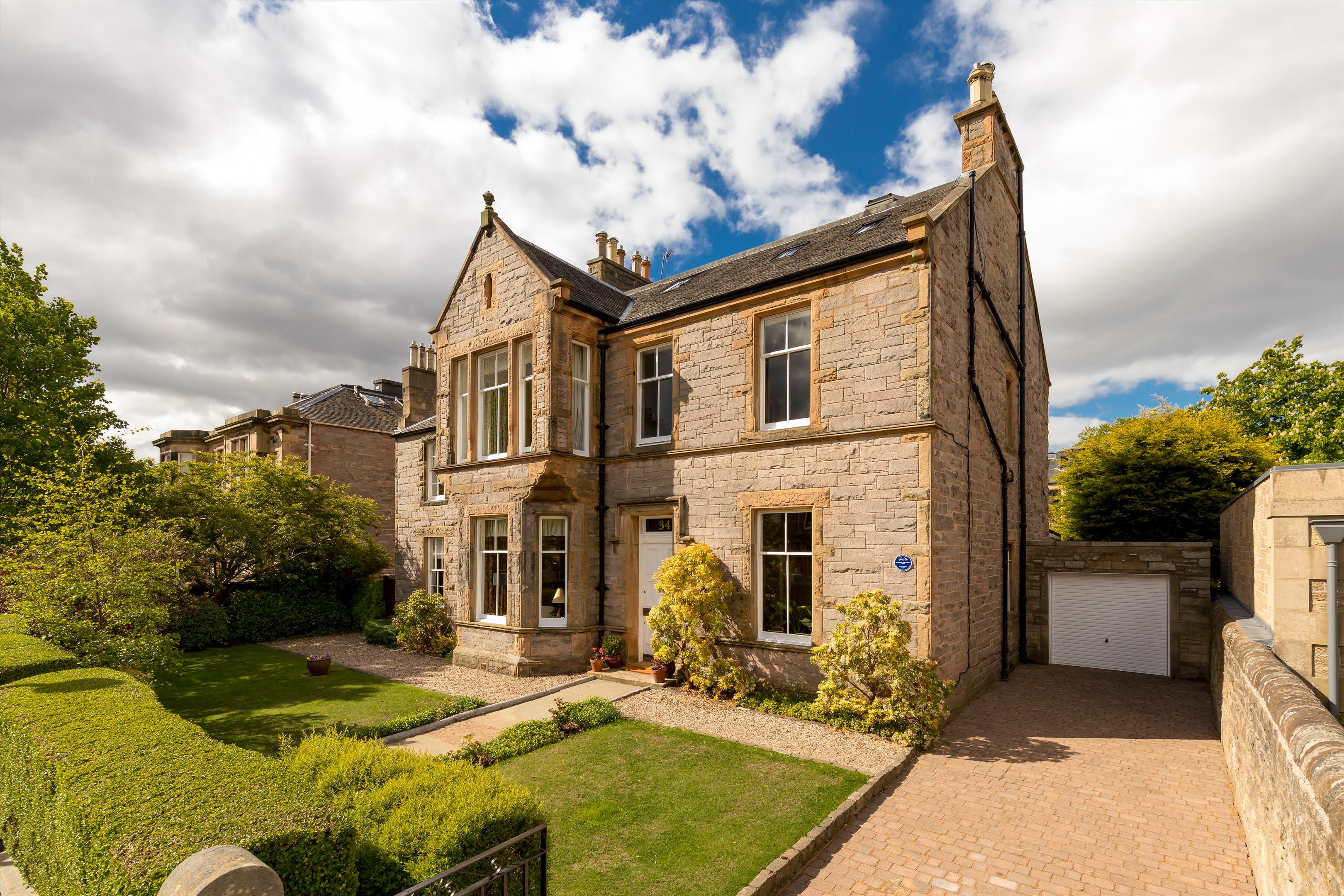 Lauder Road, Edinburgh, Midlothian, EH9