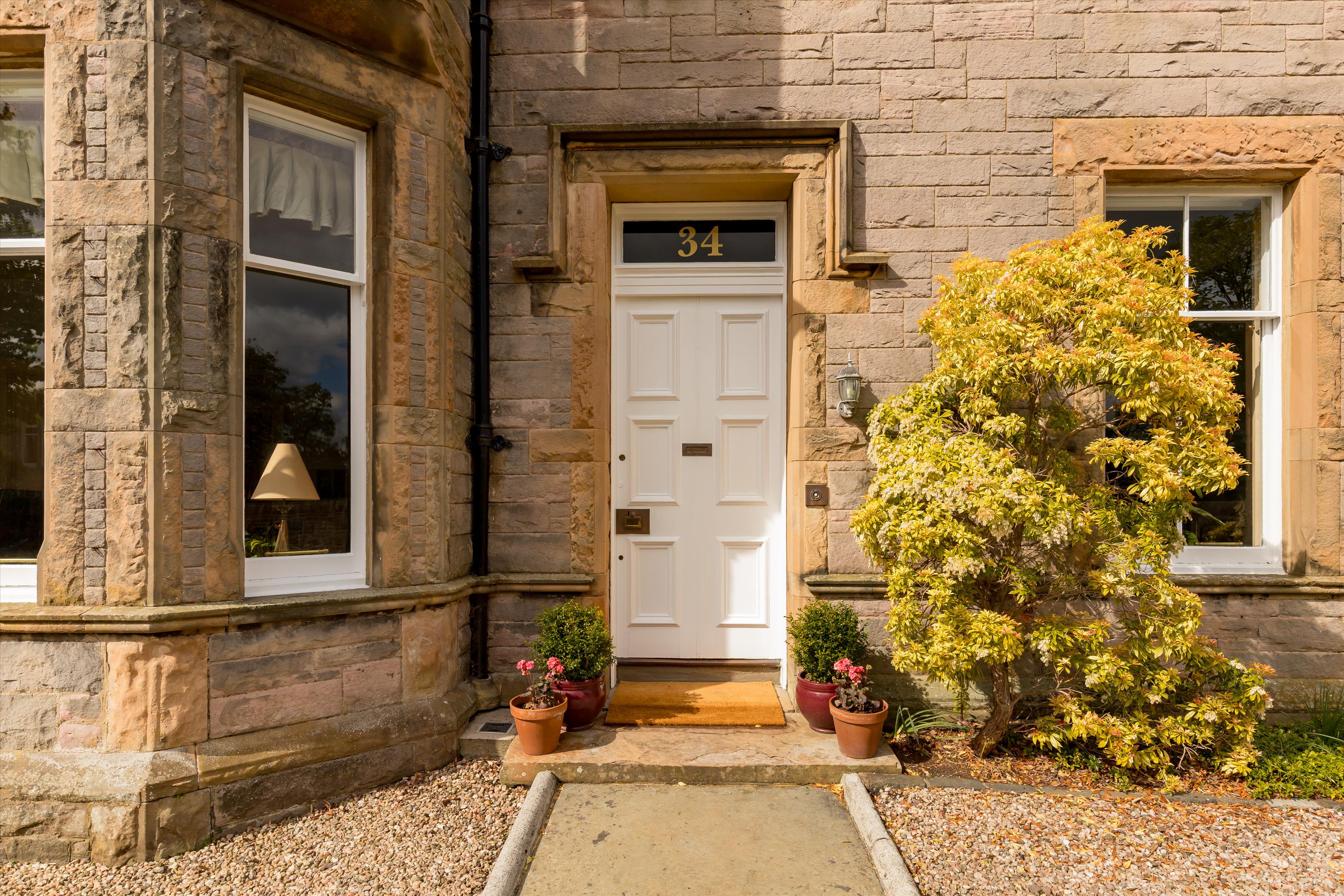 Lauder Road, Edinburgh, Midlothian, EH9