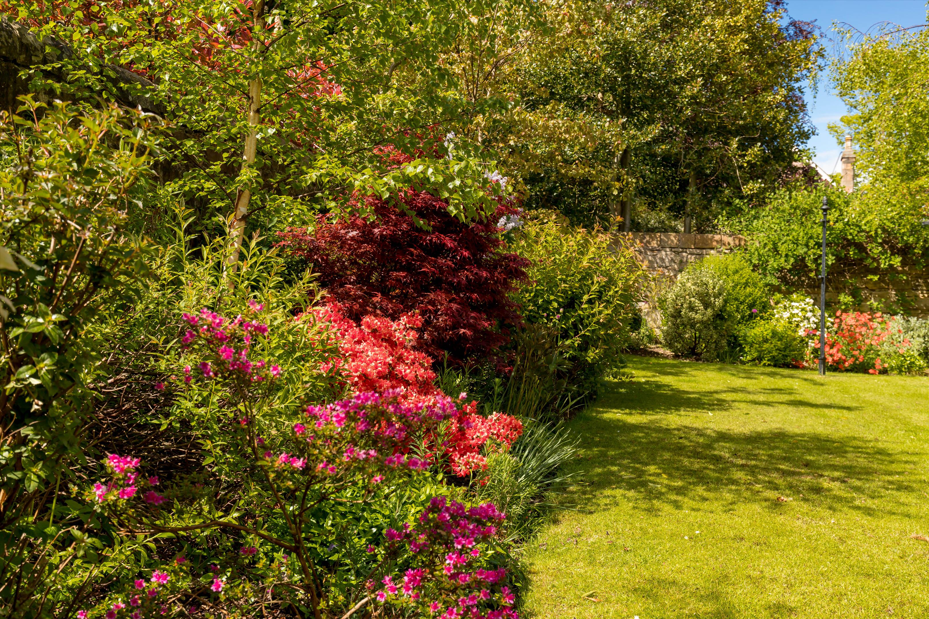 Lauder Road, Edinburgh, Midlothian, EH9