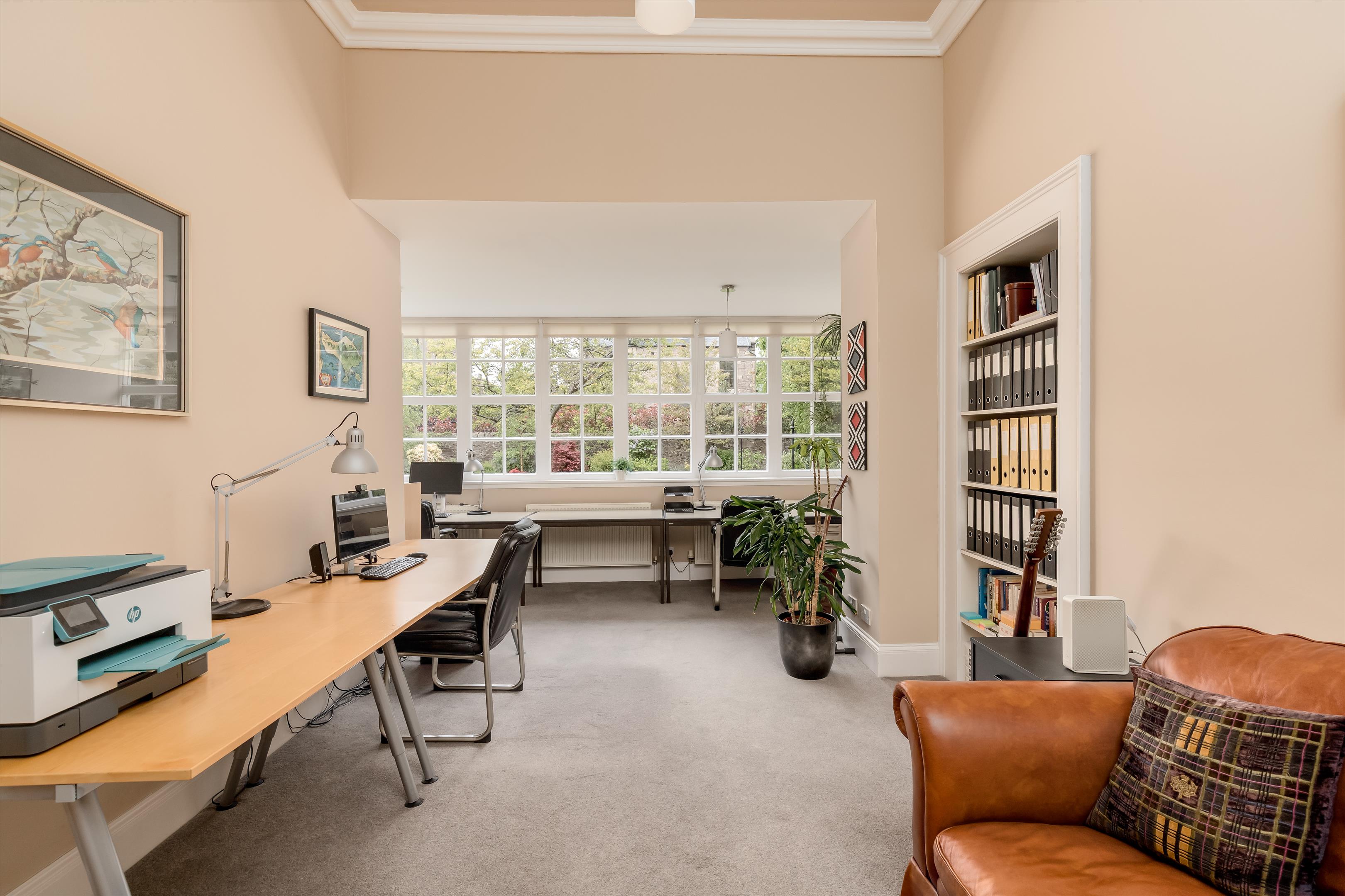Lauder Road, Edinburgh, Midlothian, EH9