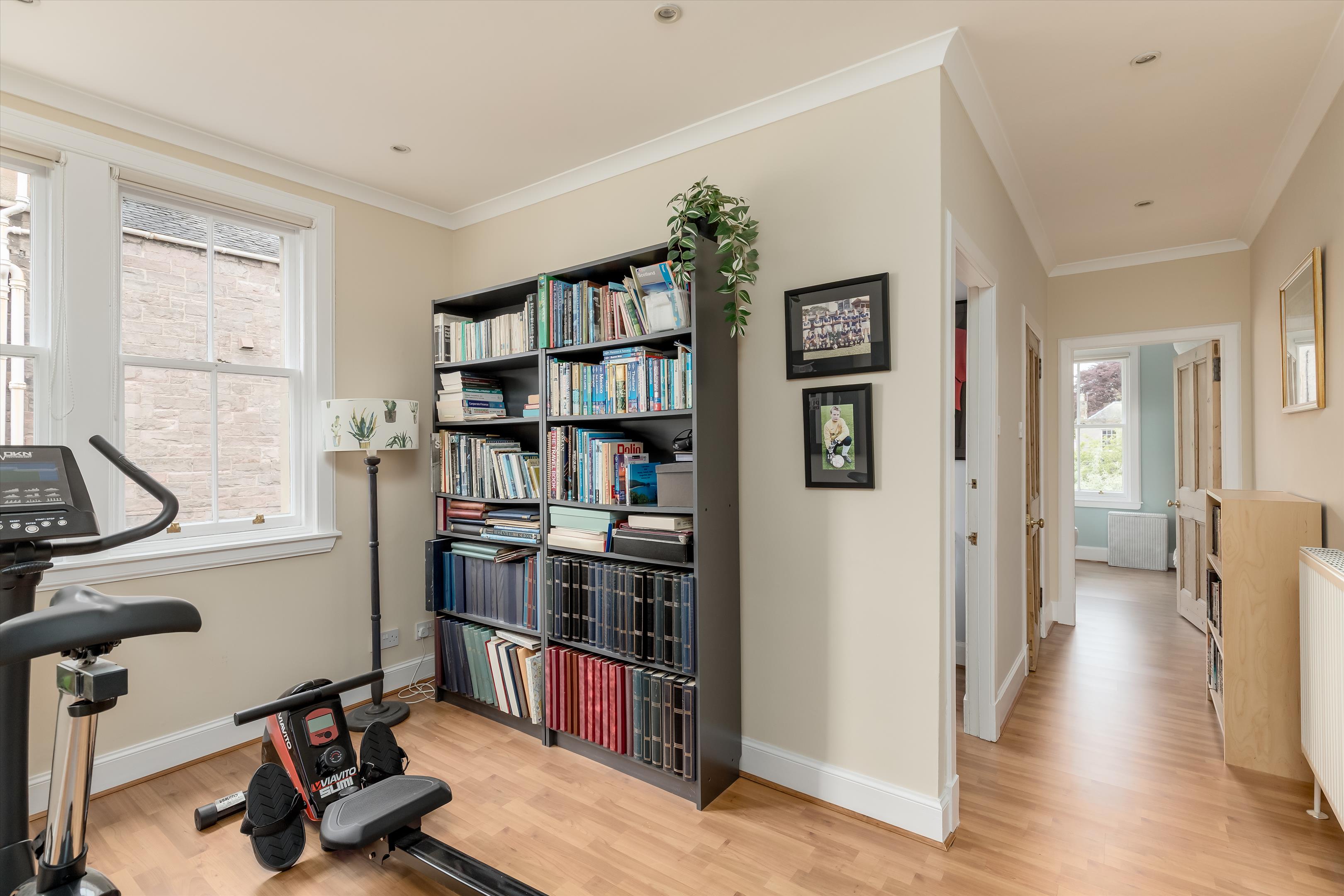 Lauder Road, Edinburgh, Midlothian, EH9