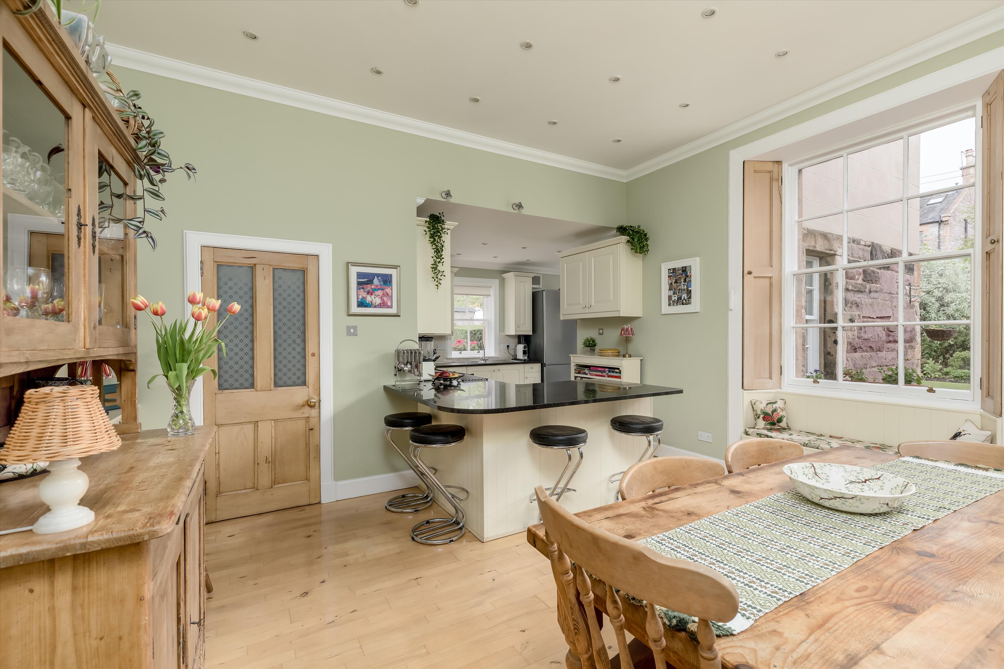 Lauder Road, Edinburgh, Midlothian, EH9