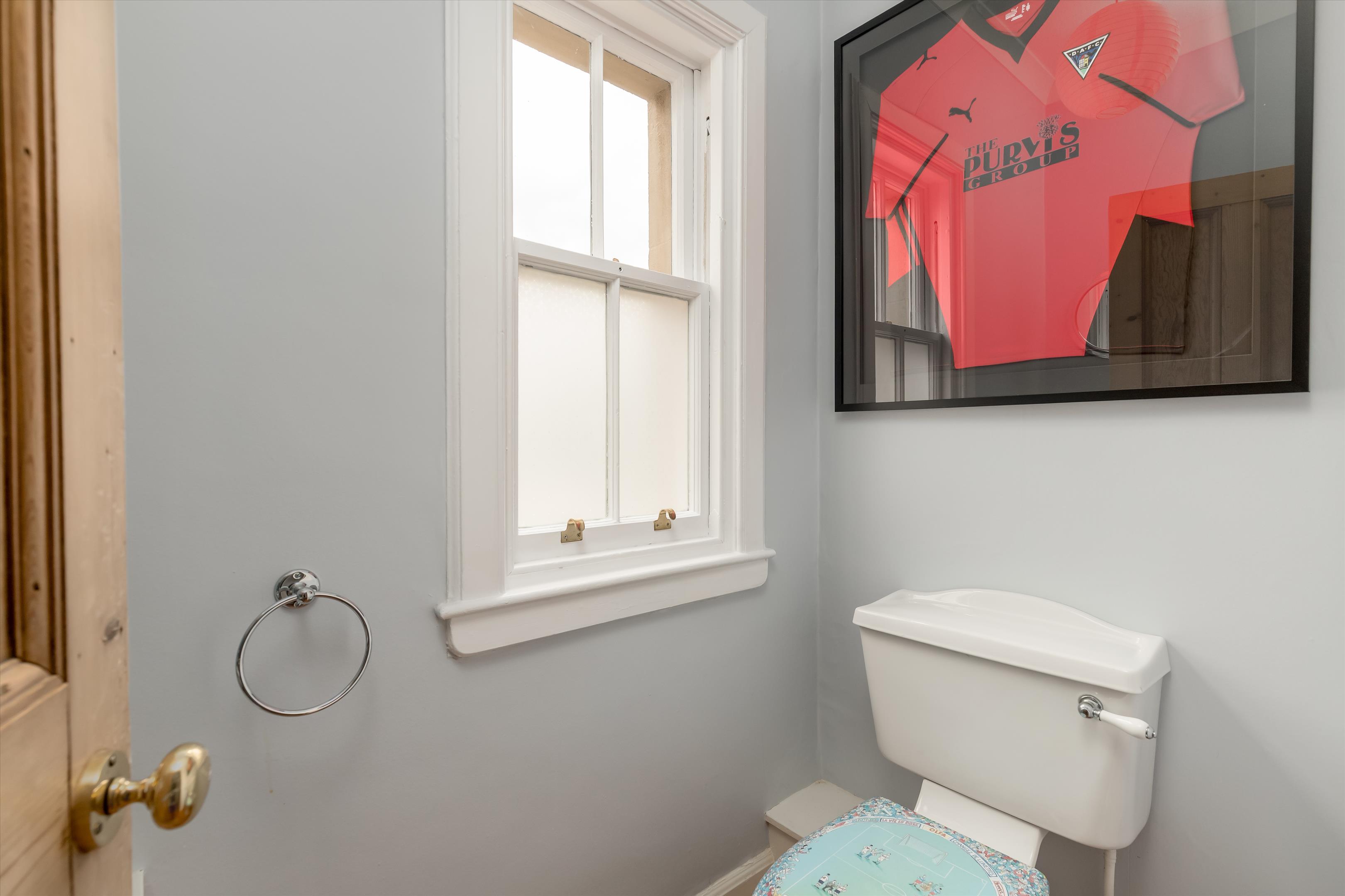 Lauder Road, Edinburgh, Midlothian, EH9