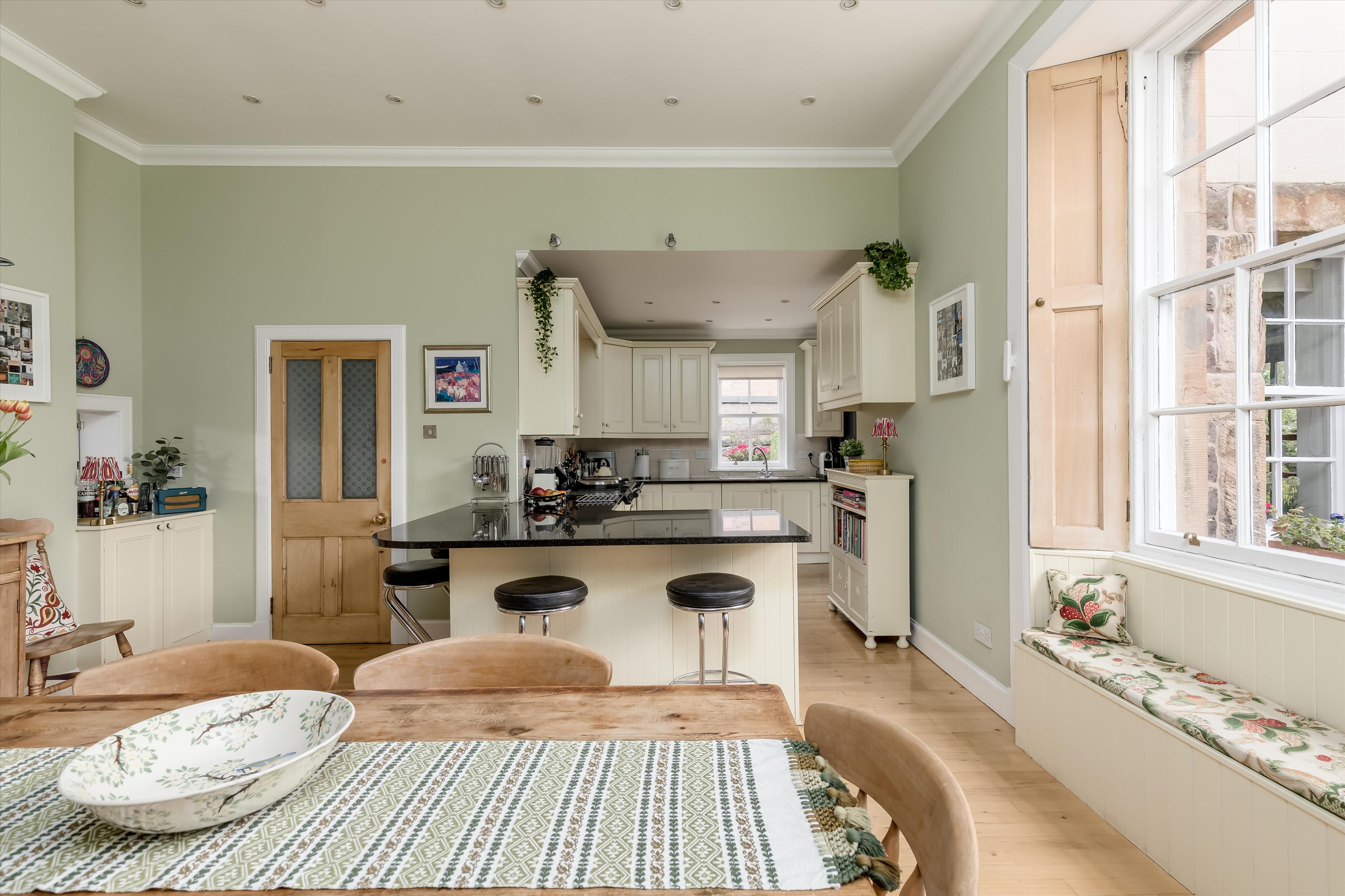 Lauder Road, Edinburgh, Midlothian, EH9