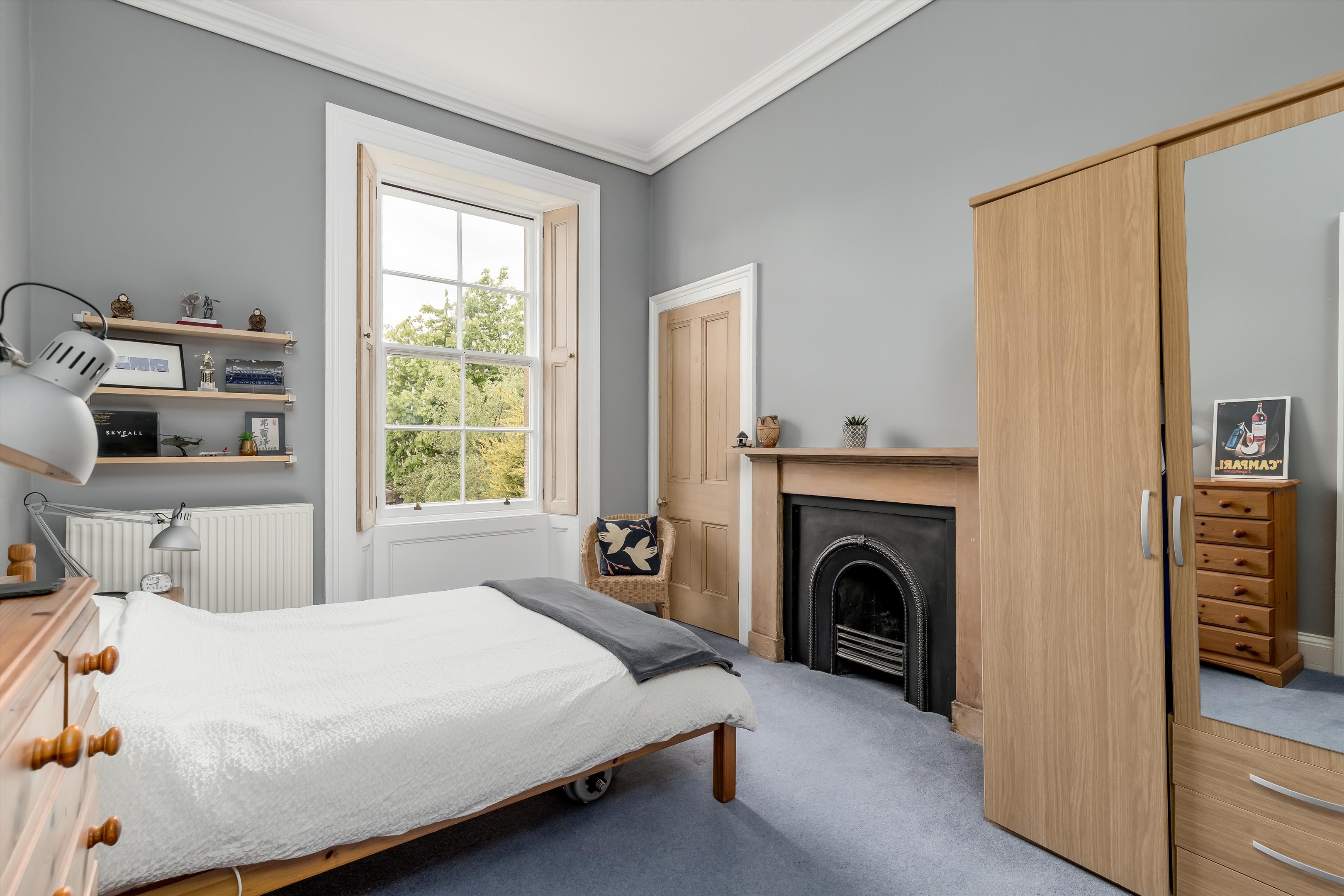Lauder Road, Edinburgh, Midlothian, EH9