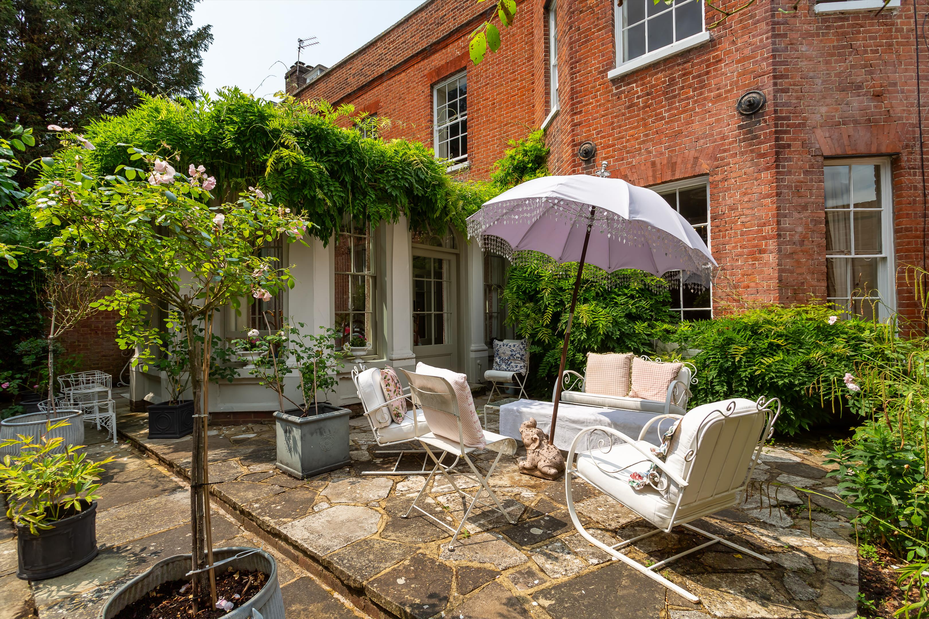 Dorking Road, Epsom, Surrey, KT18
