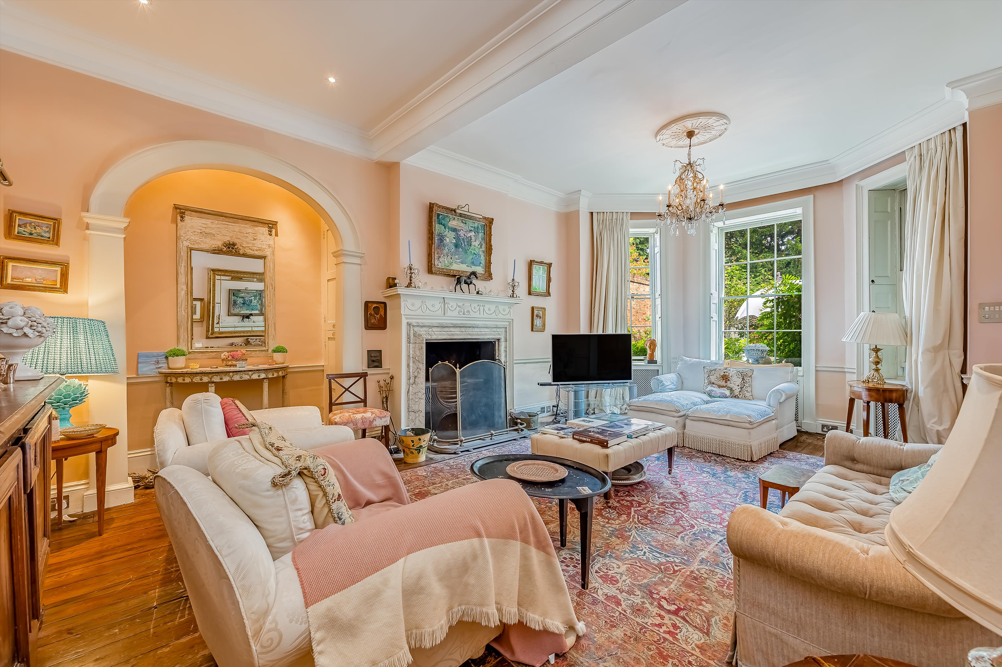 Dorking Road, Epsom, Surrey, KT18