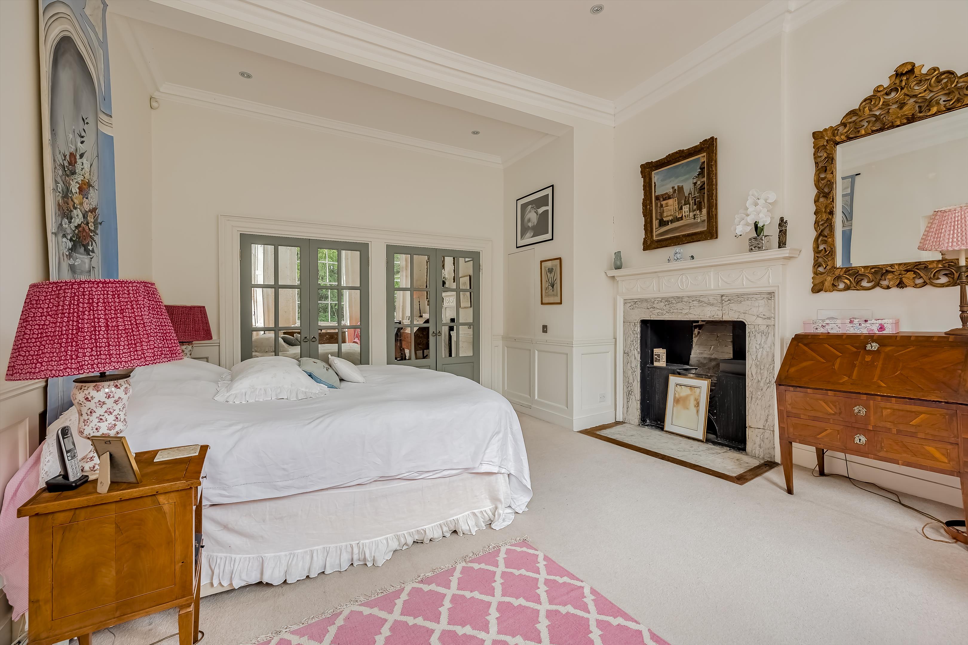 Dorking Road, Epsom, Surrey, KT18