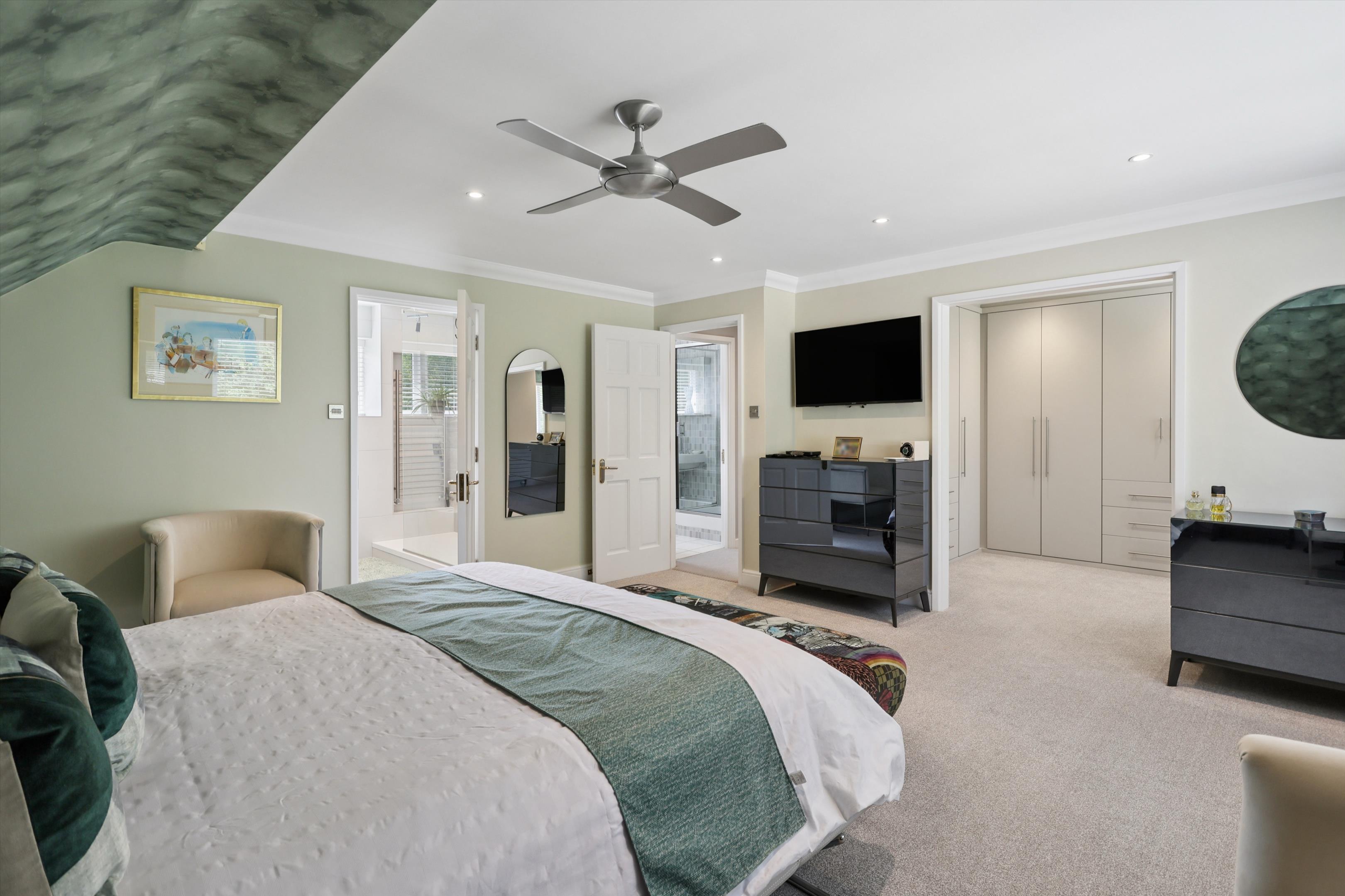 Littleworth Lane, Esher, Surrey KT10