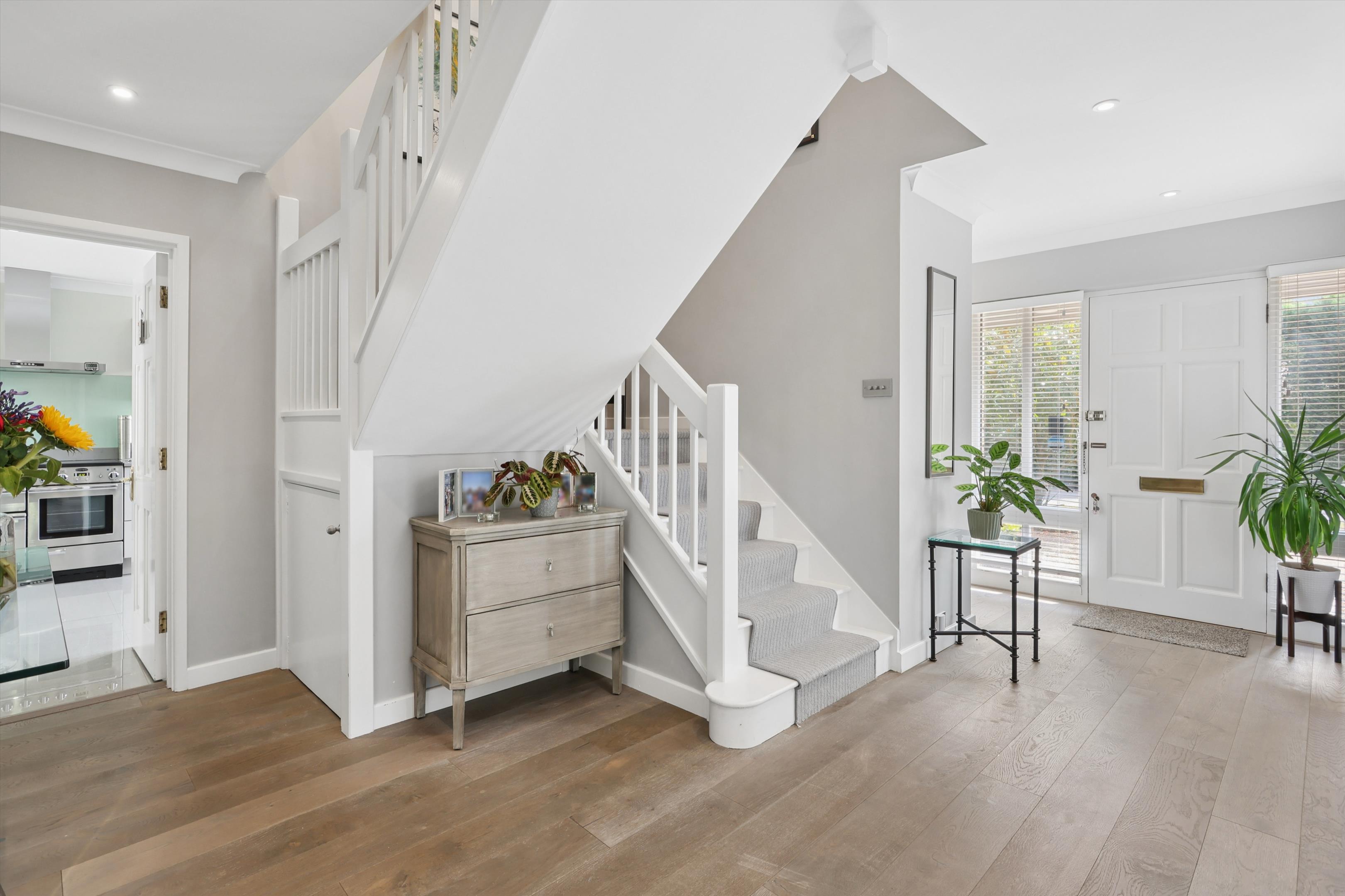 Littleworth Lane, Esher, Surrey KT10