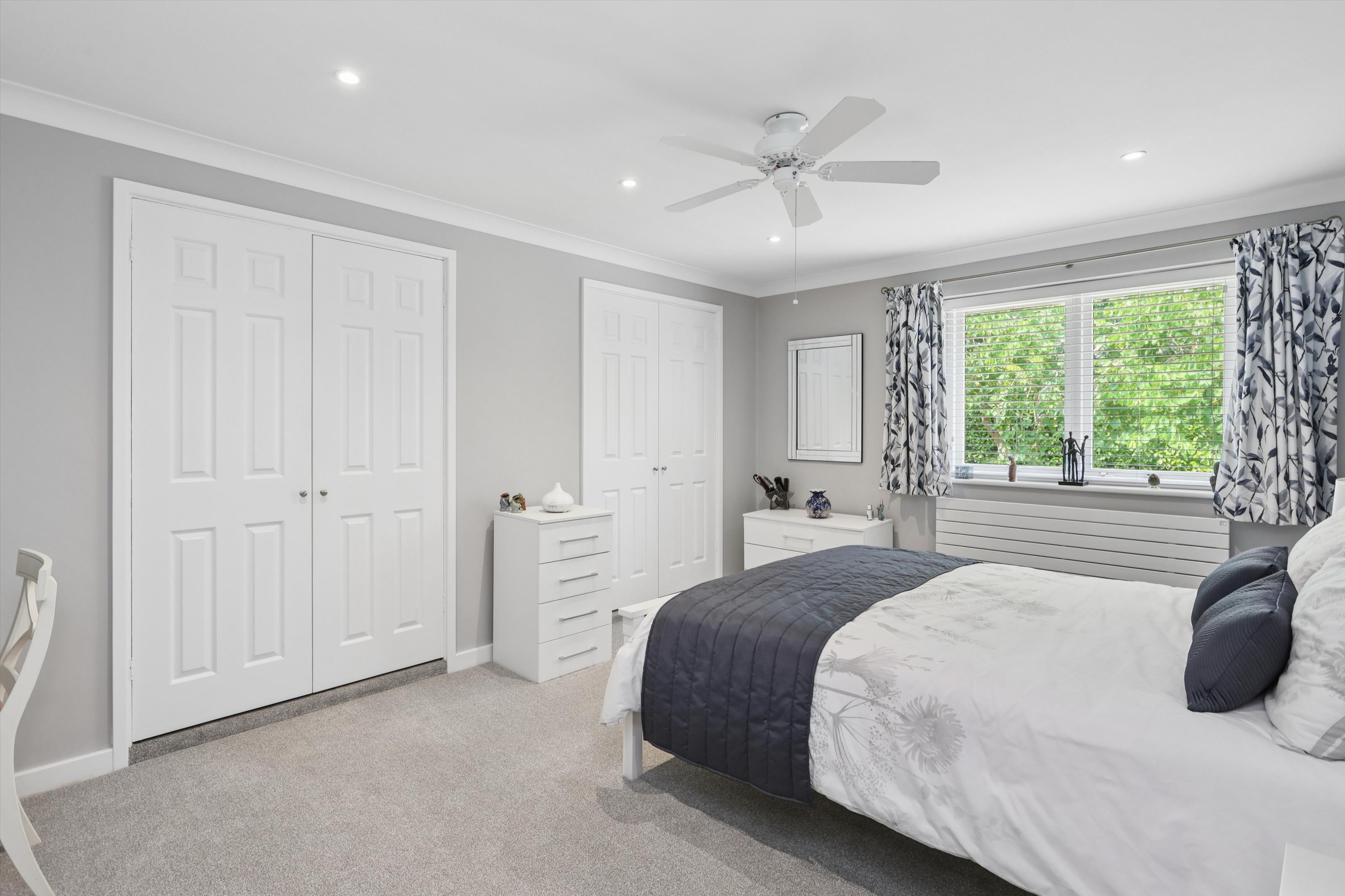 Littleworth Lane, Esher, Surrey KT10