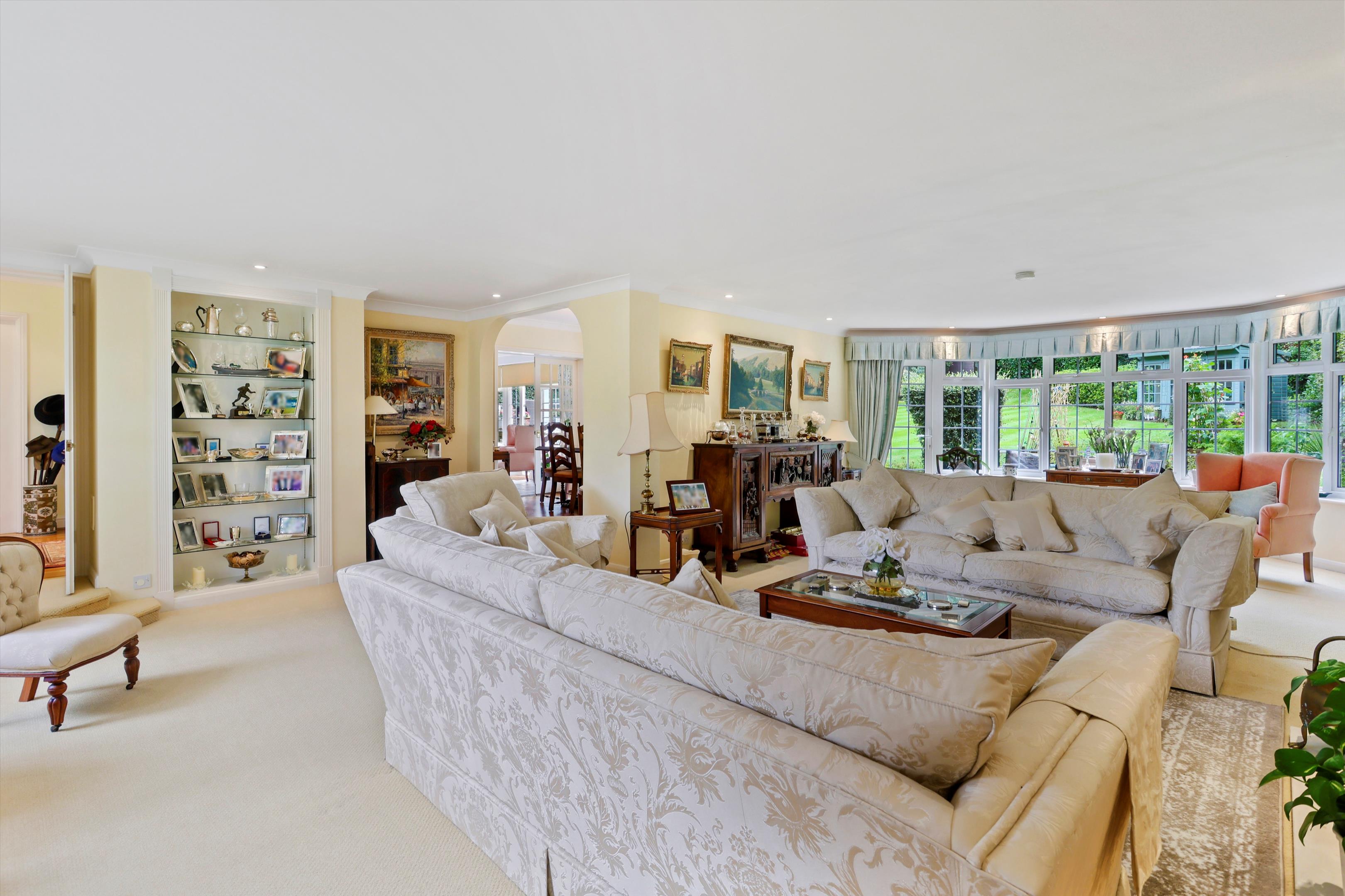 Park Close, Esher, Surrey, KT10