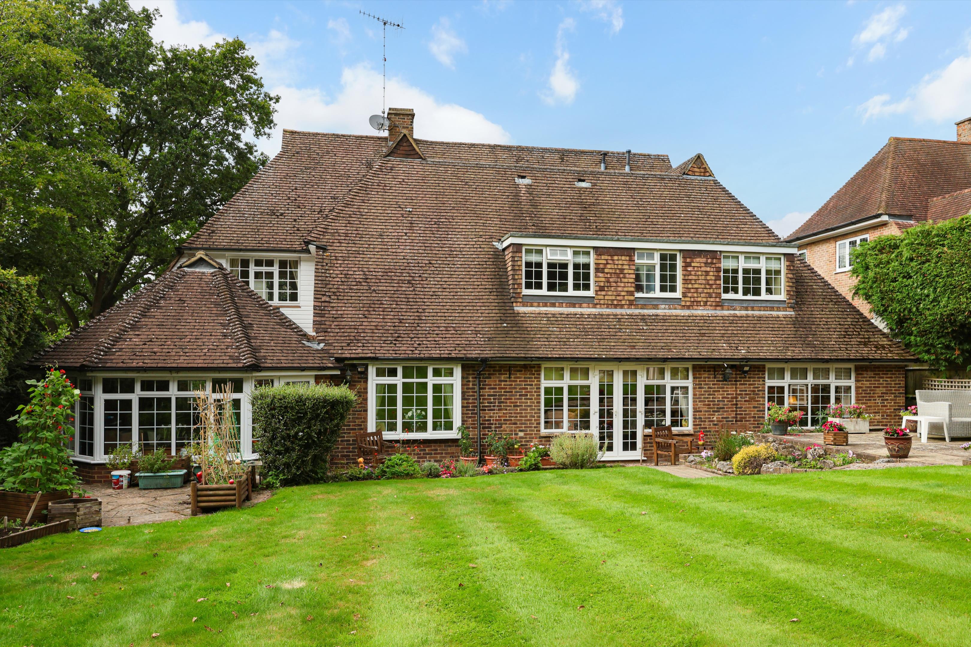Park Close, Esher, Surrey, KT10