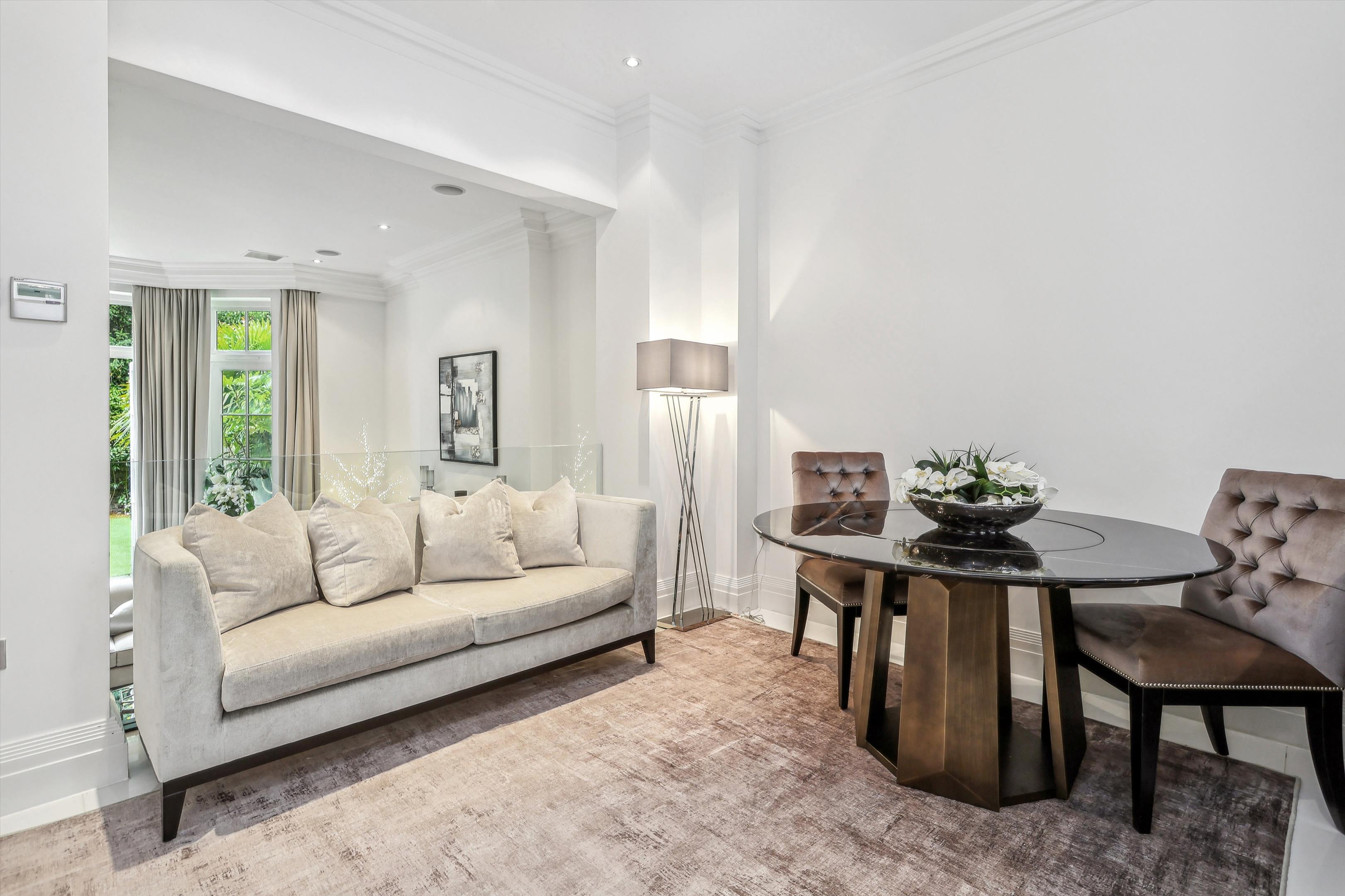 Charlotte Terrace, Princess Square, Esher, Surrey, KT10