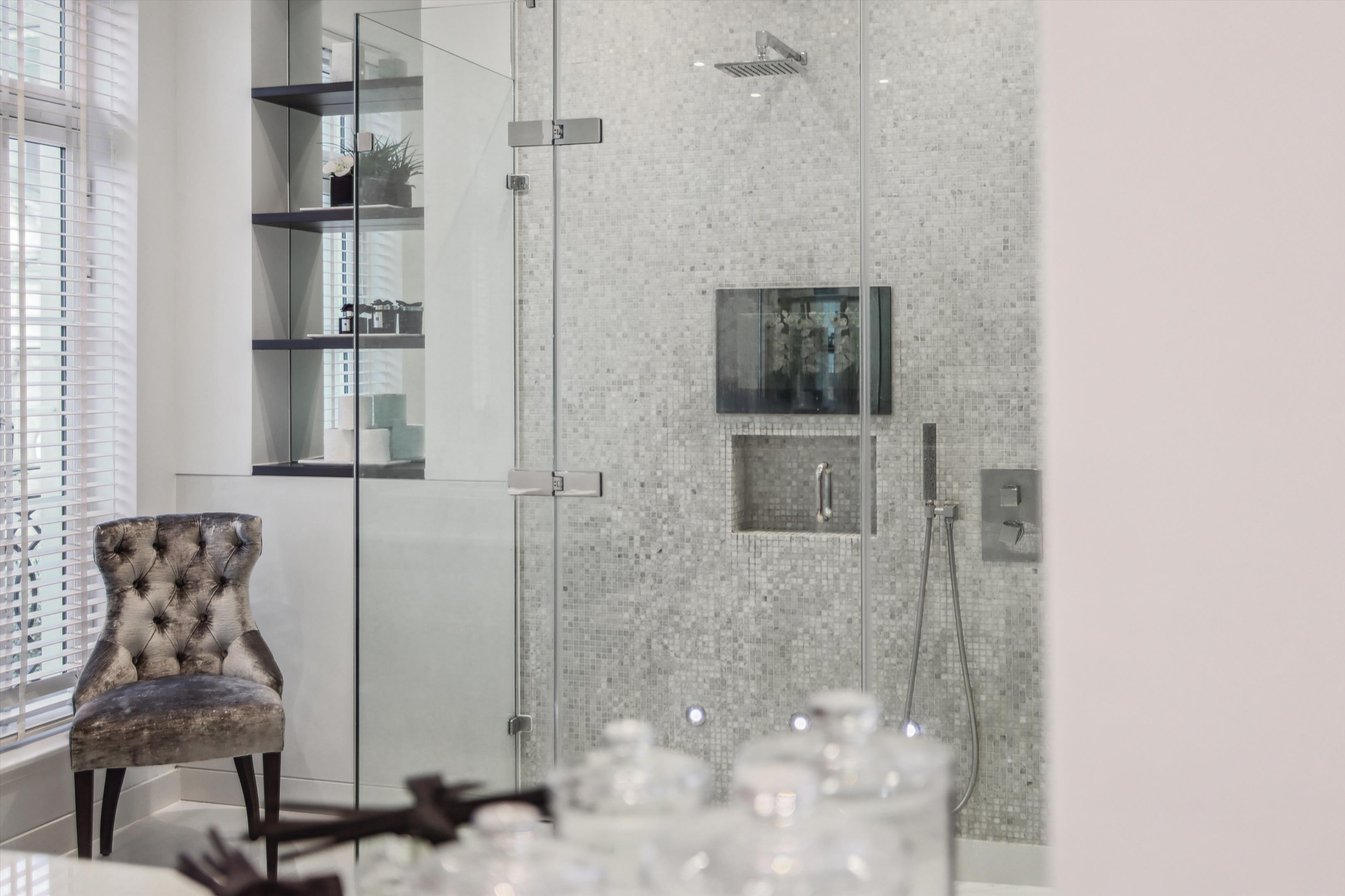 Charlotte Terrace, Princess Square, Esher, Surrey, KT10