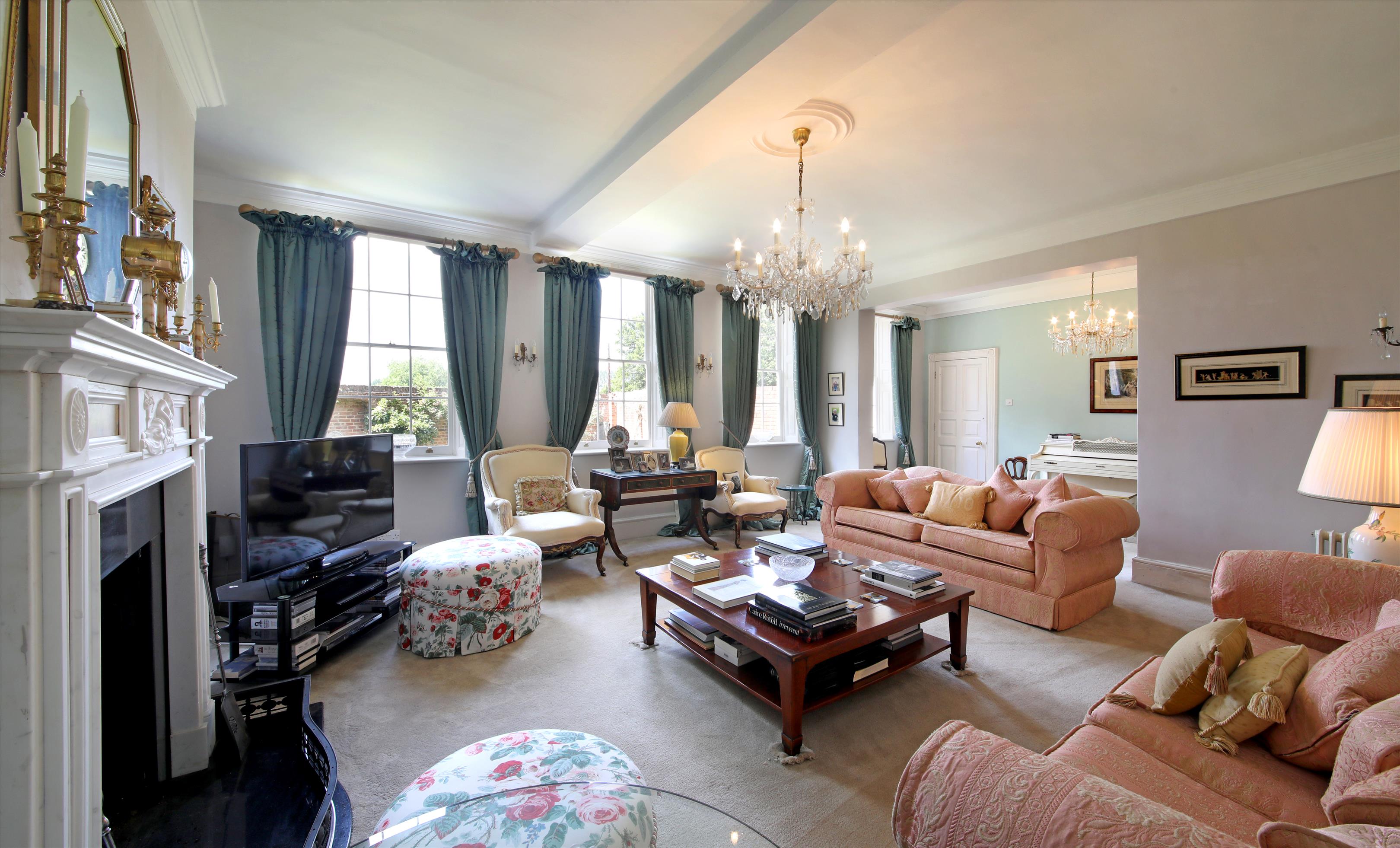 Woodcote Road, Epsom, Surrey, KT18