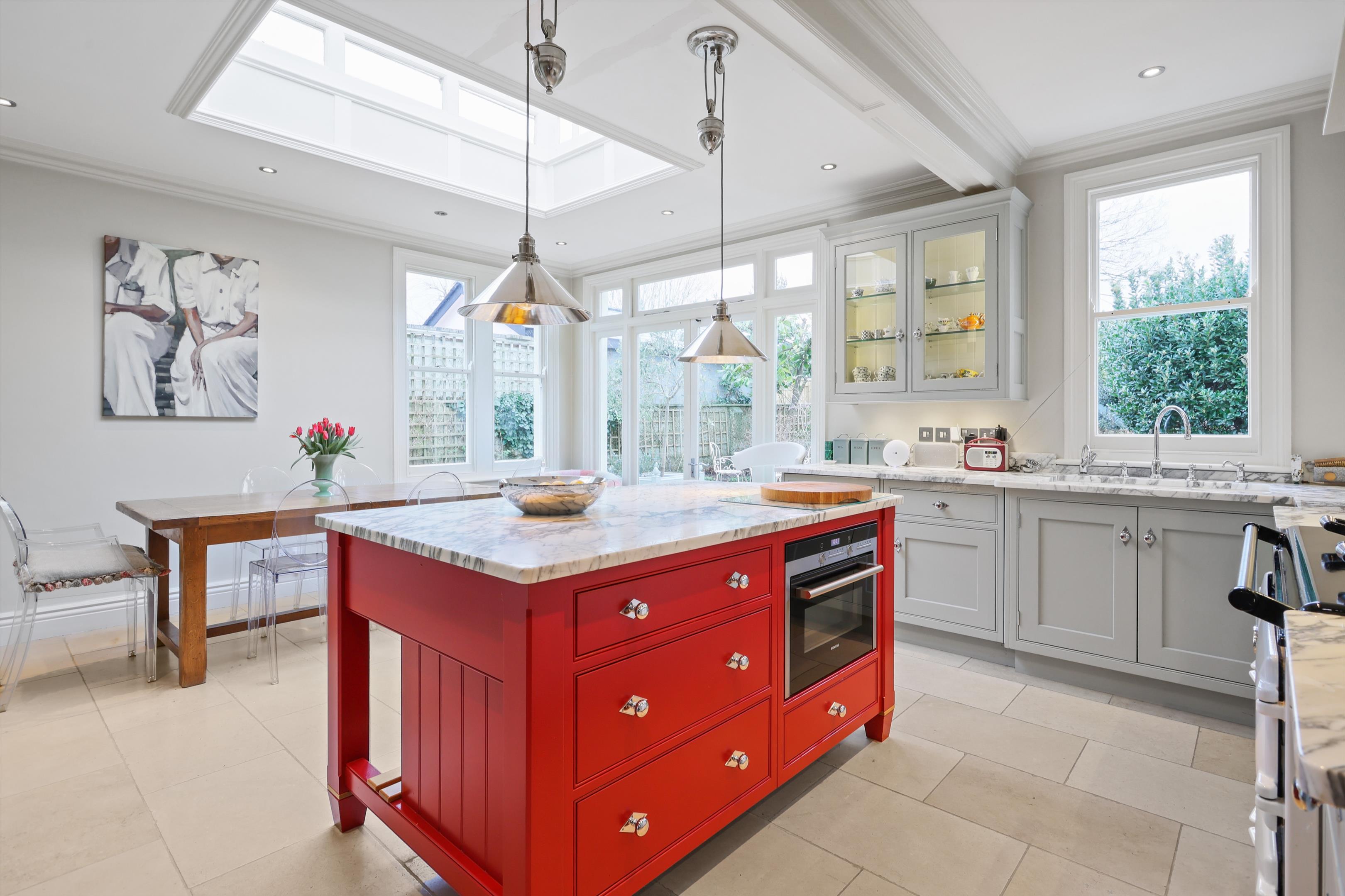 Arnison Road, East Molesey, Surrey, KT8