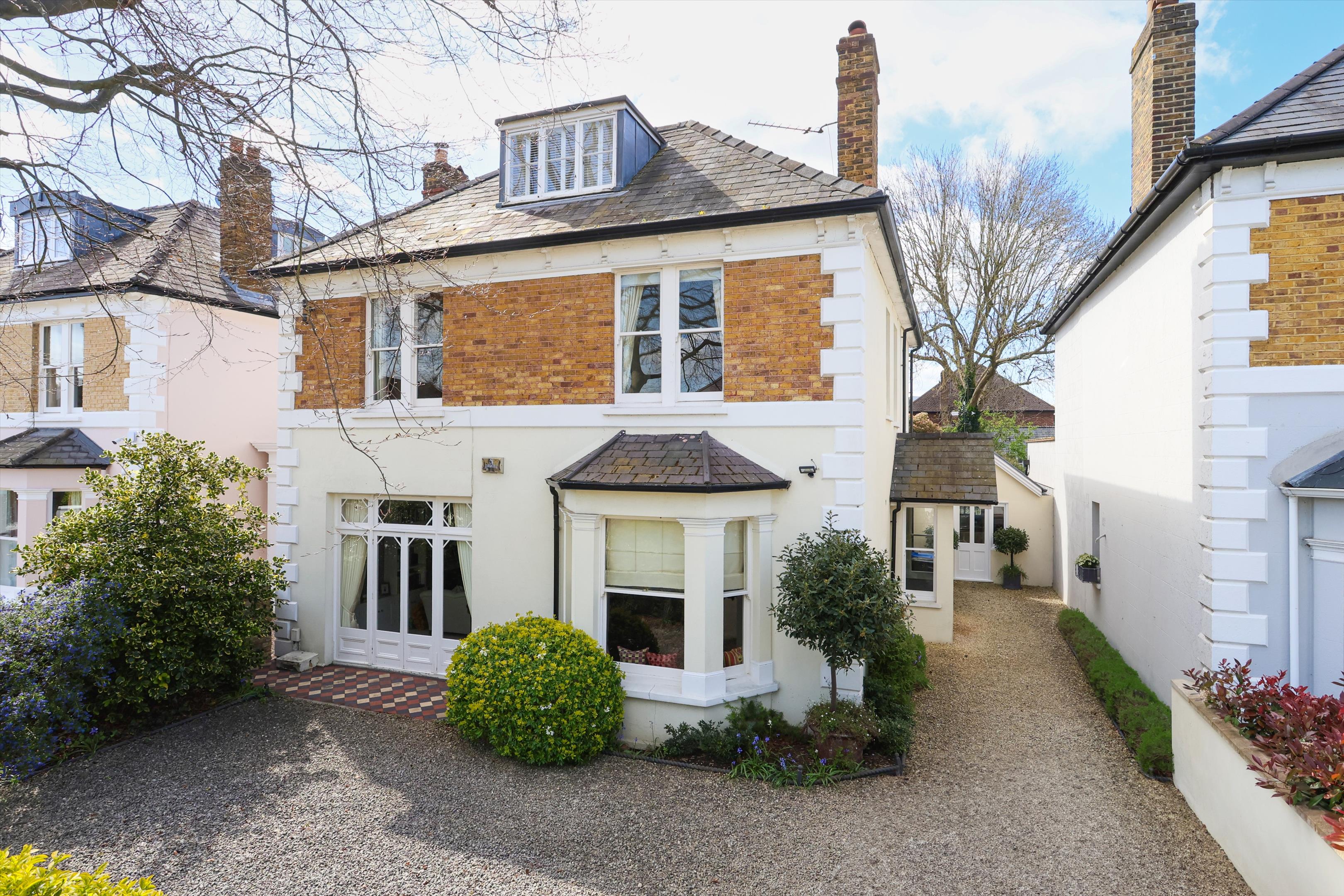 Arnison Road, East Molesey, Surrey, KT8