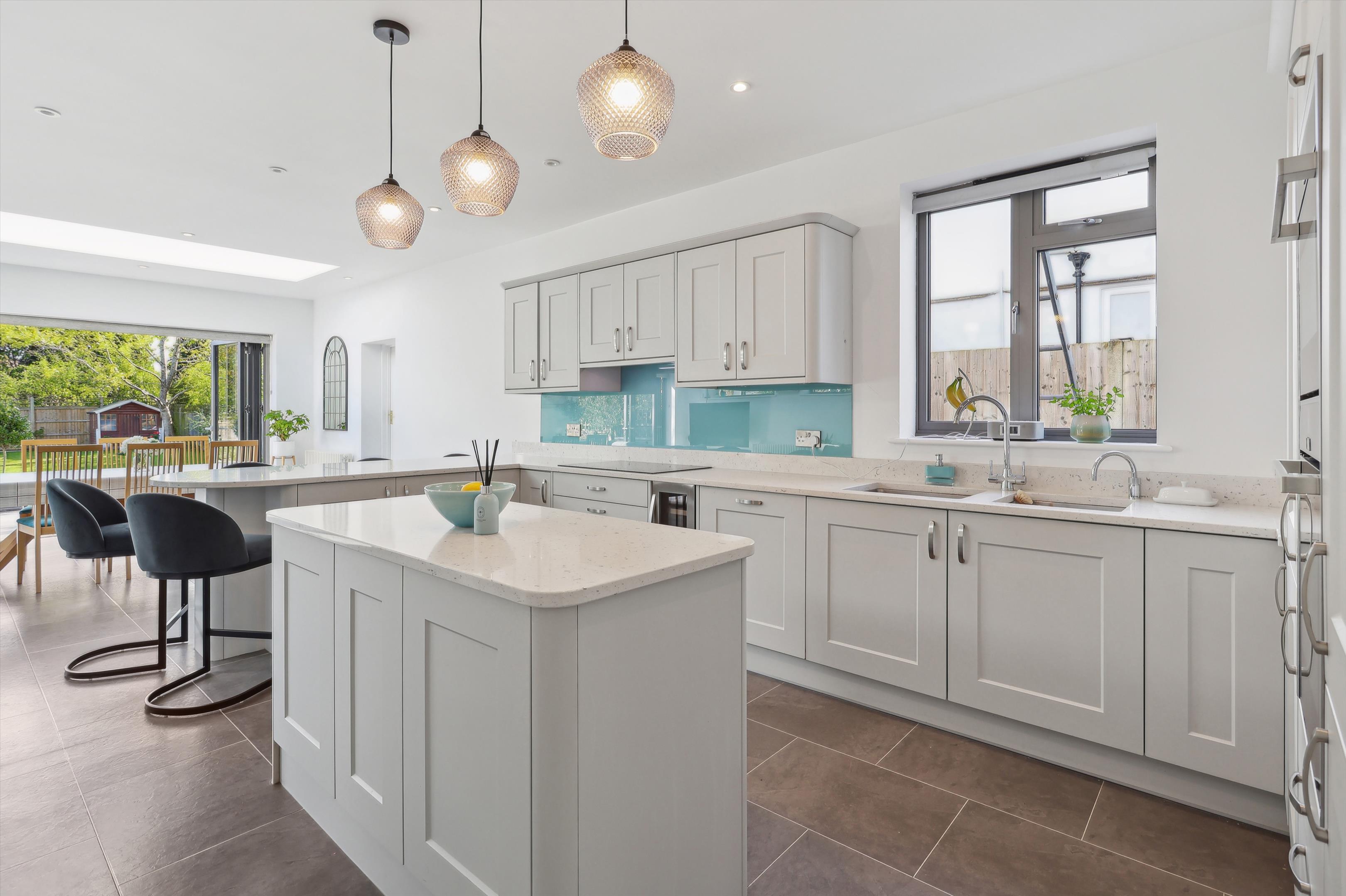 Oaken Lane, Claygate, Esher, Surrey, KT10