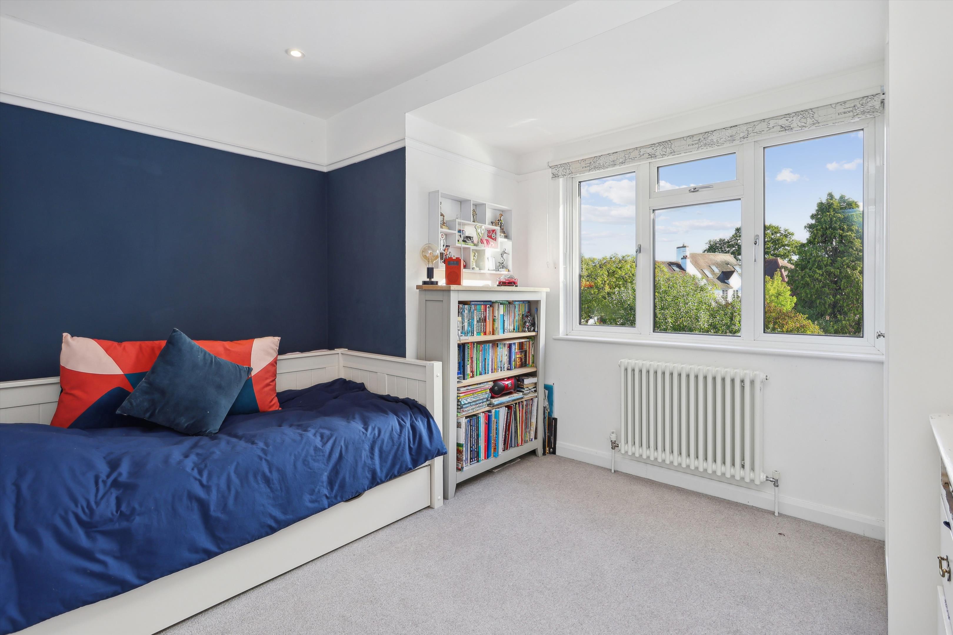 Oaken Lane, Claygate, Esher, Surrey, KT10