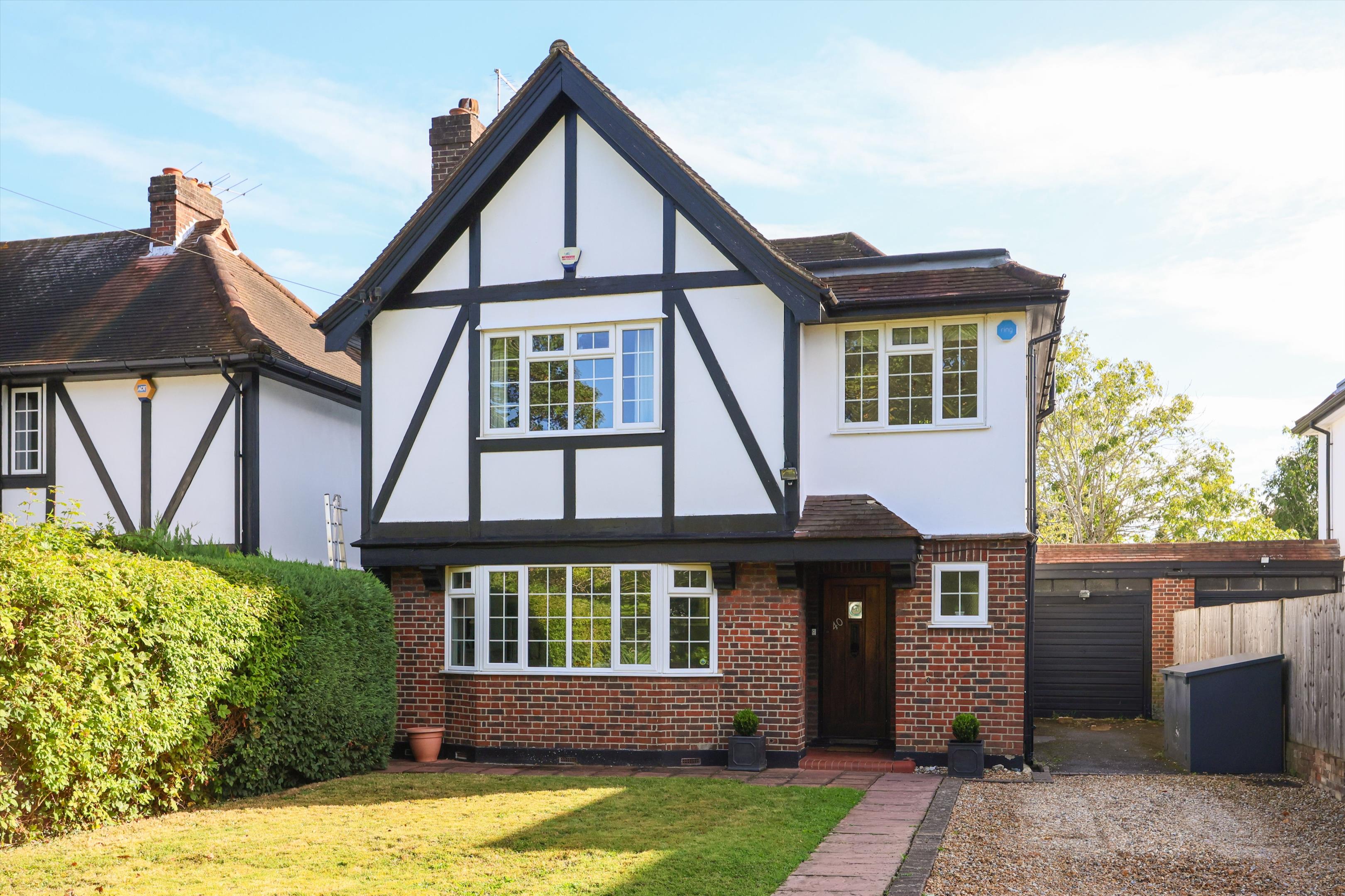 Oaken Lane, Claygate, Esher, Surrey, KT10