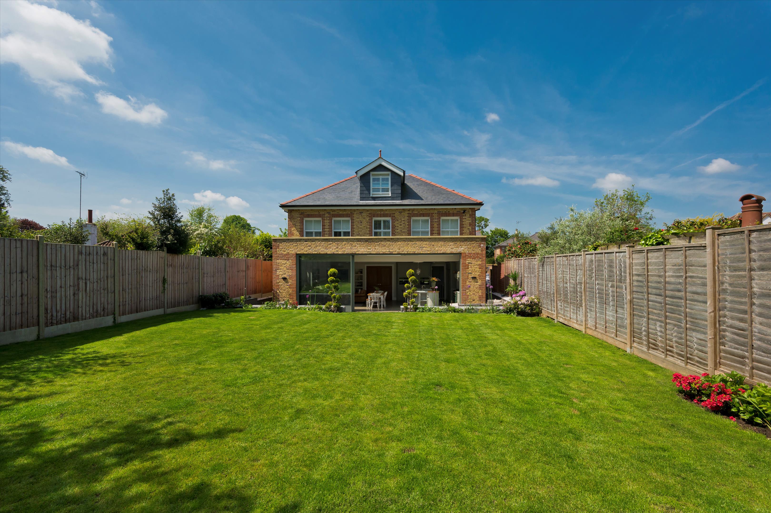 West End Lane, Esher, Surrey, KT10