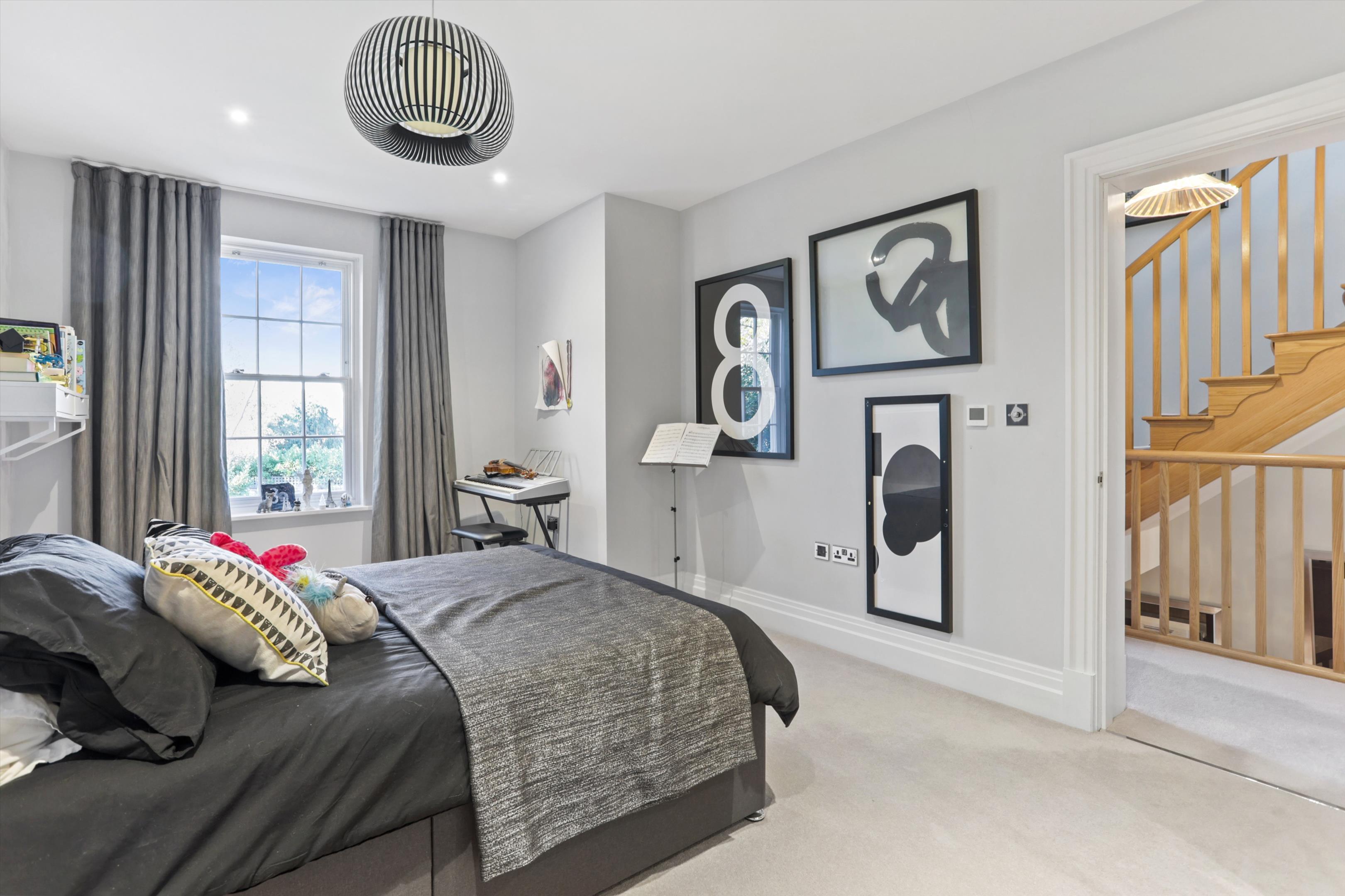 Ruxley Ridge, Claygate, Esher, Surrey, KT10