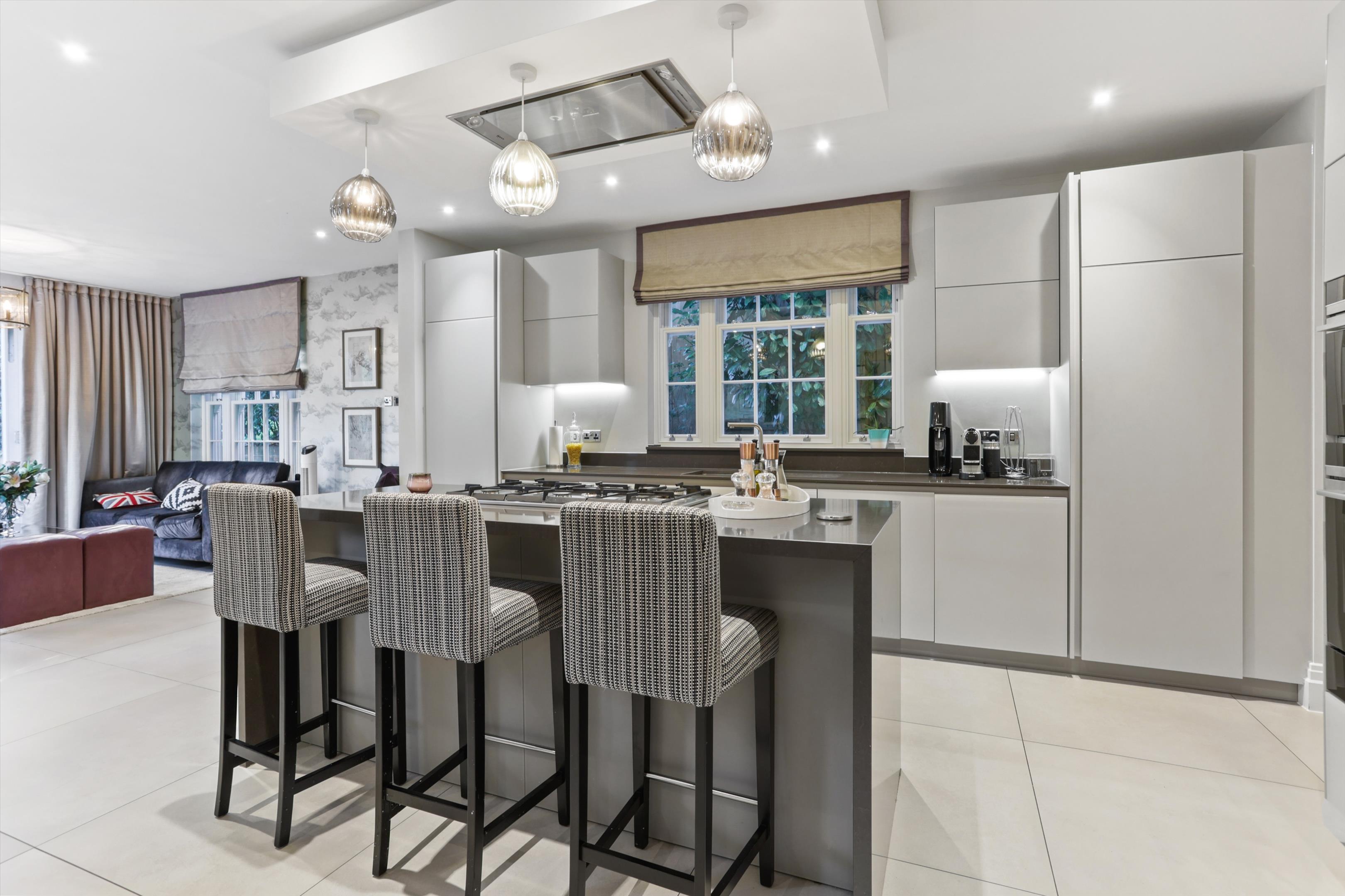 Ruxley Ridge, Claygate, Esher, Surrey, KT10