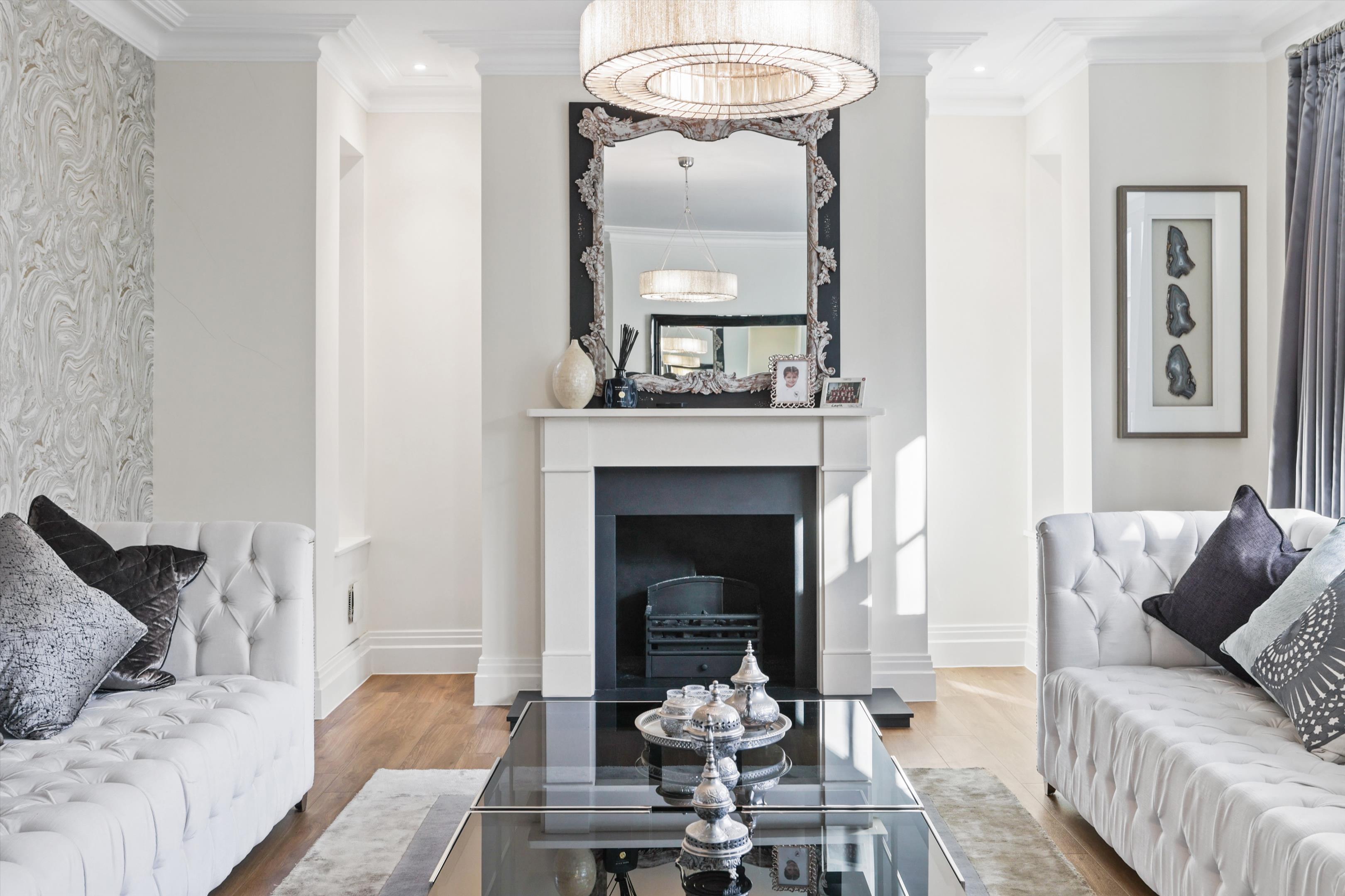 Ruxley Ridge, Claygate, Esher, Surrey, KT10