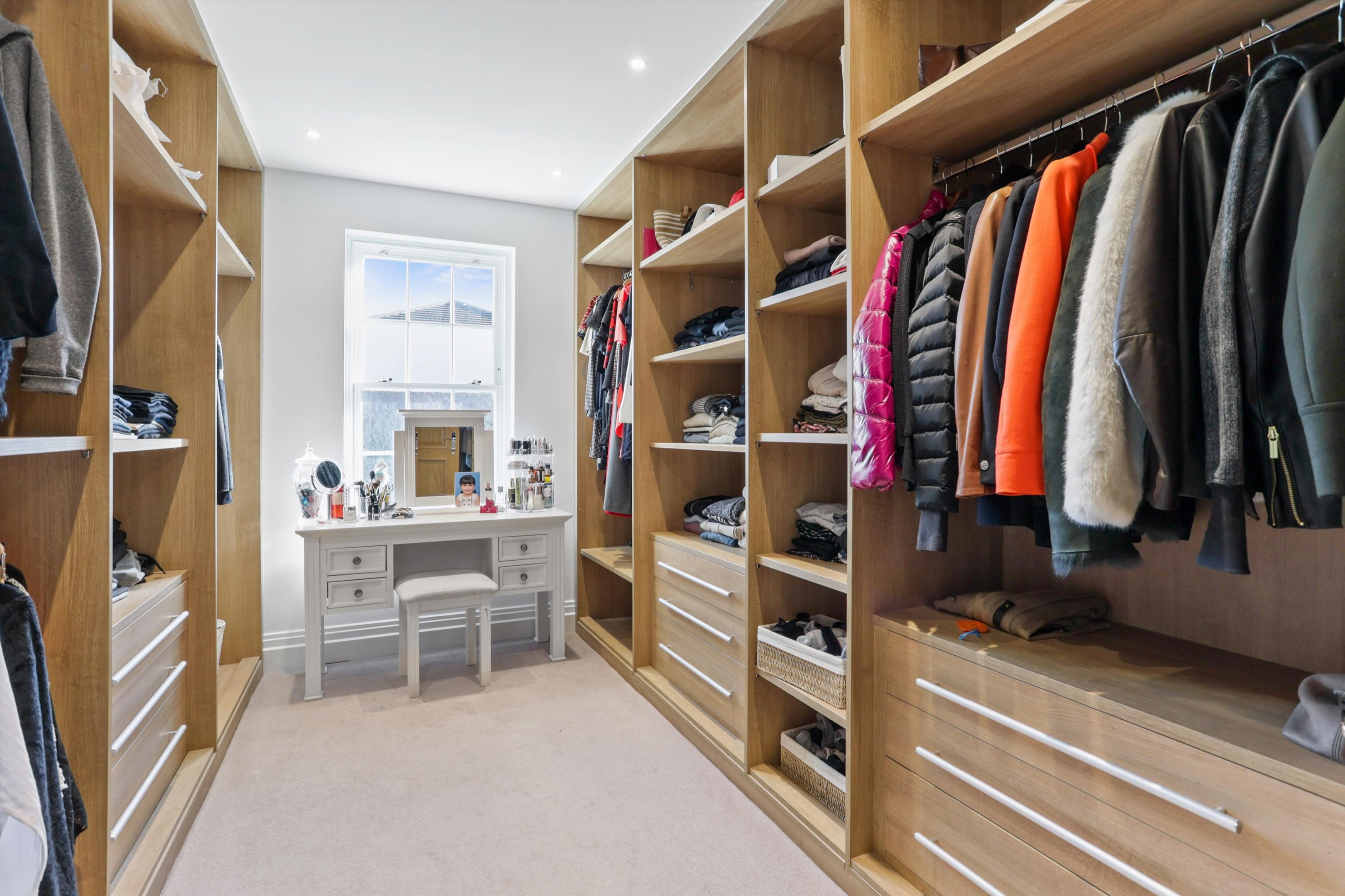 Ruxley Ridge, Claygate, Esher, Surrey, KT10