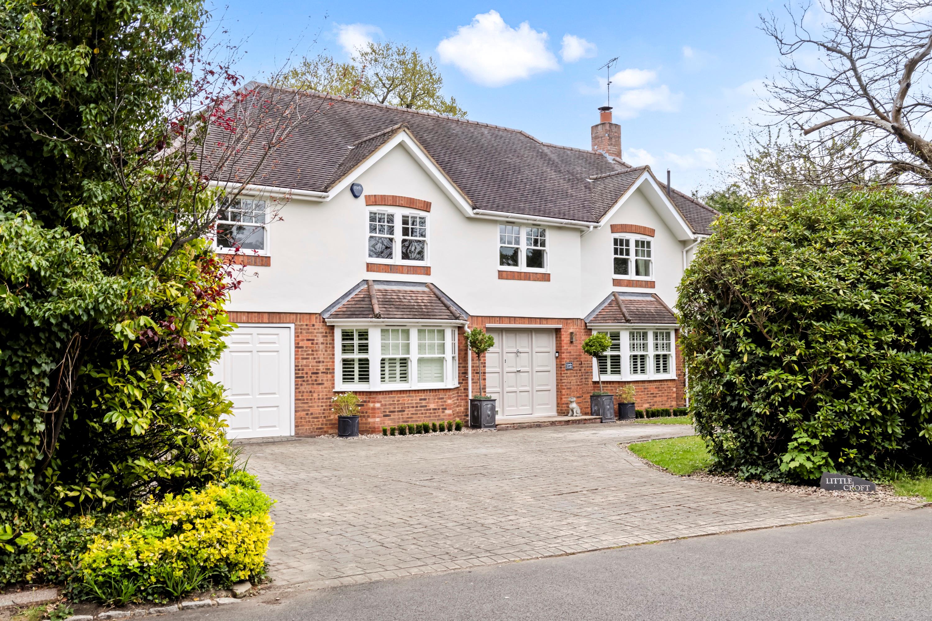 Ruxley Crescent, Claygate, Esher, Surrey KT10