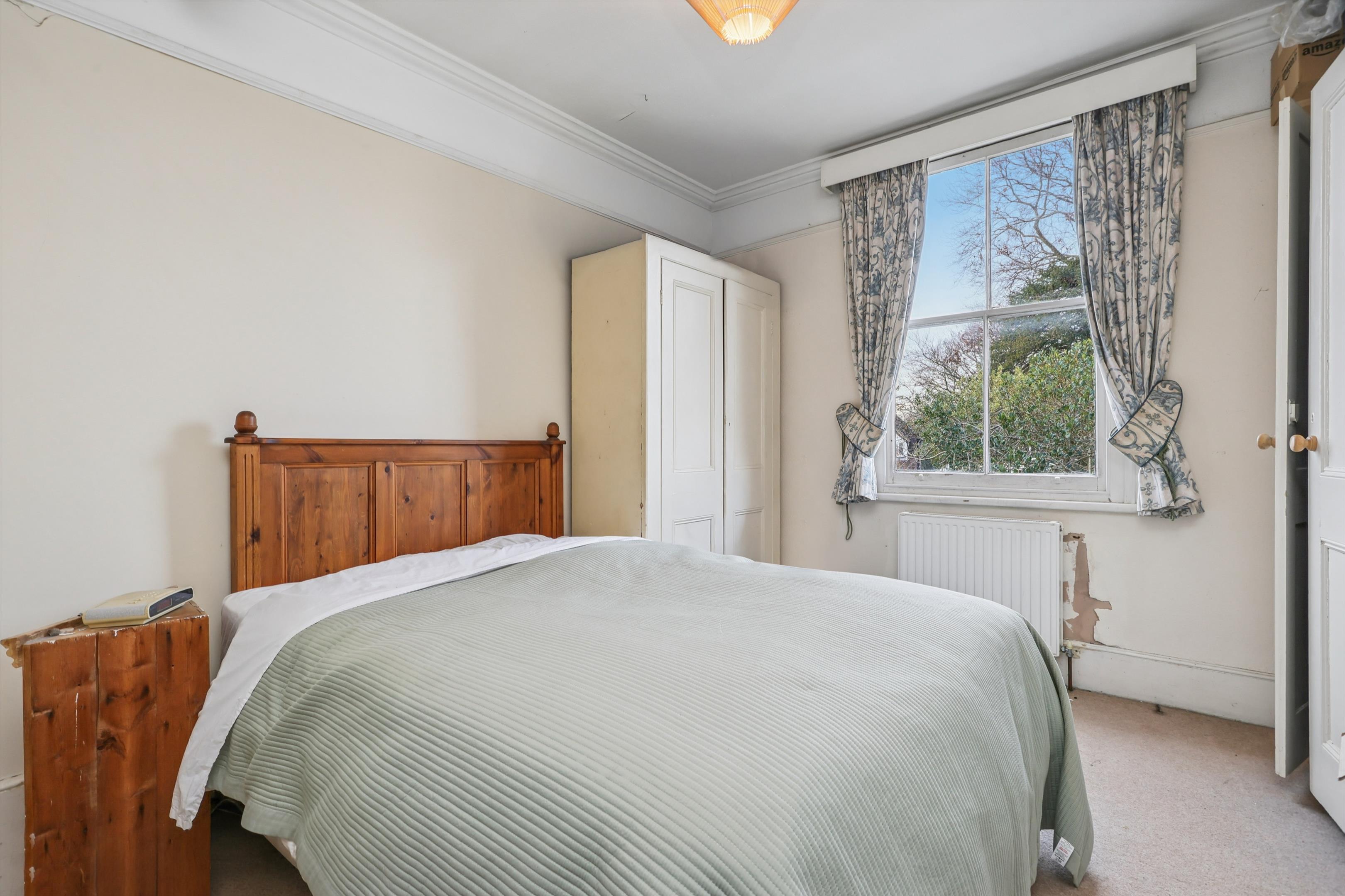 Manor Road North, Esher, Surrey, KT10