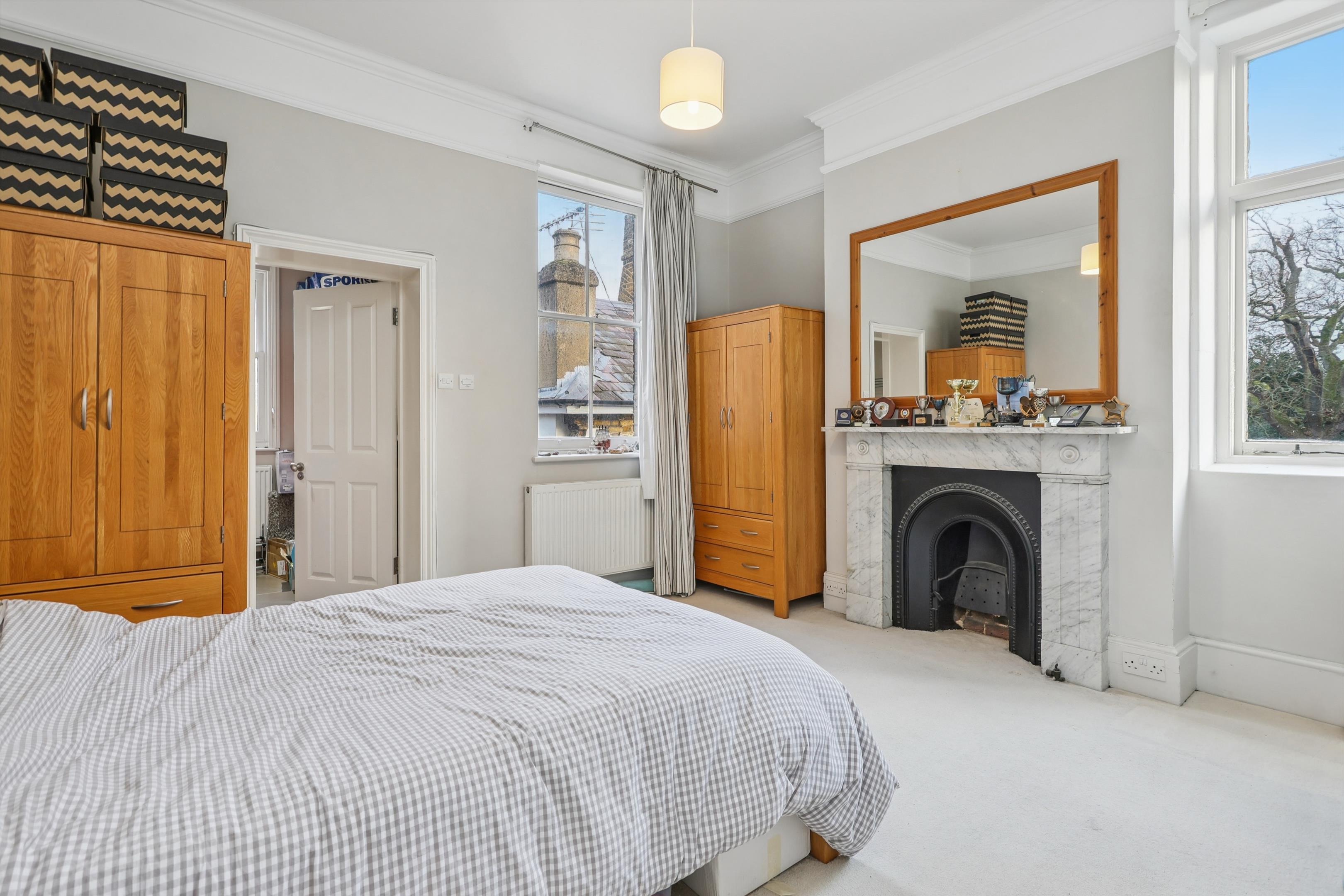 Manor Road North, Esher, Surrey, KT10