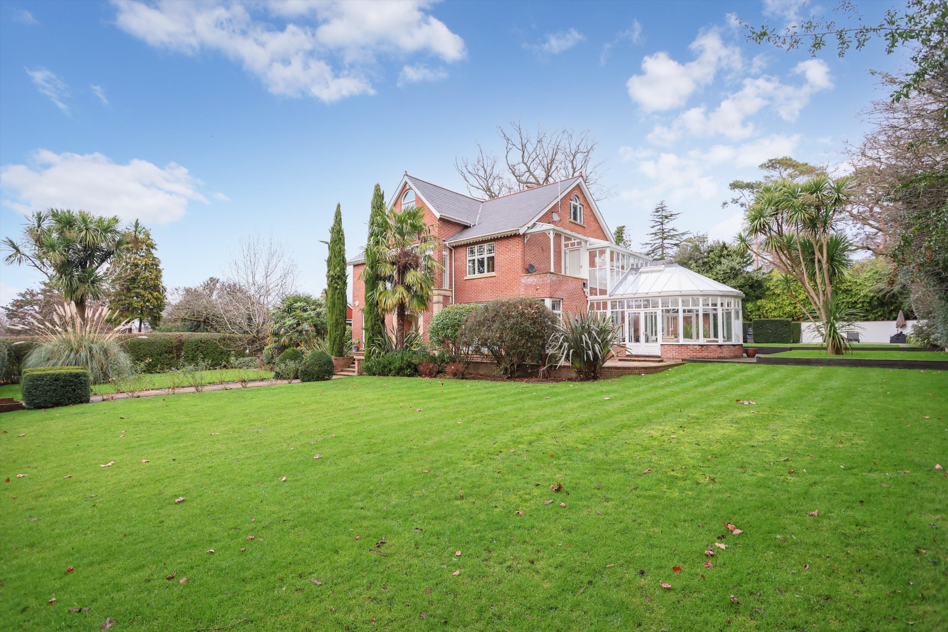 St. Marys Road, Long Ditton, Surbiton, Surrey, KT6