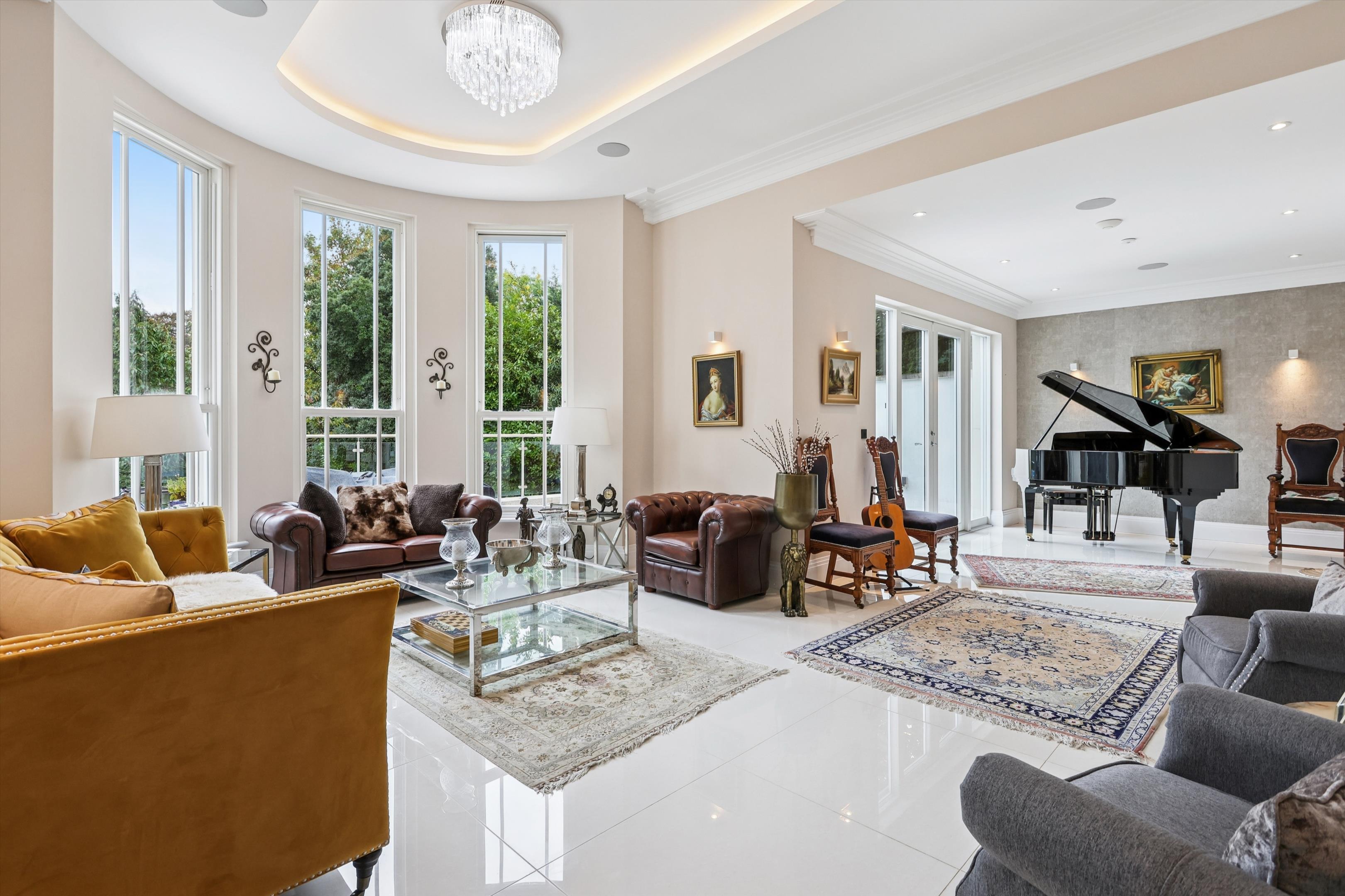 The Mount, Esher, Surrey, KT10