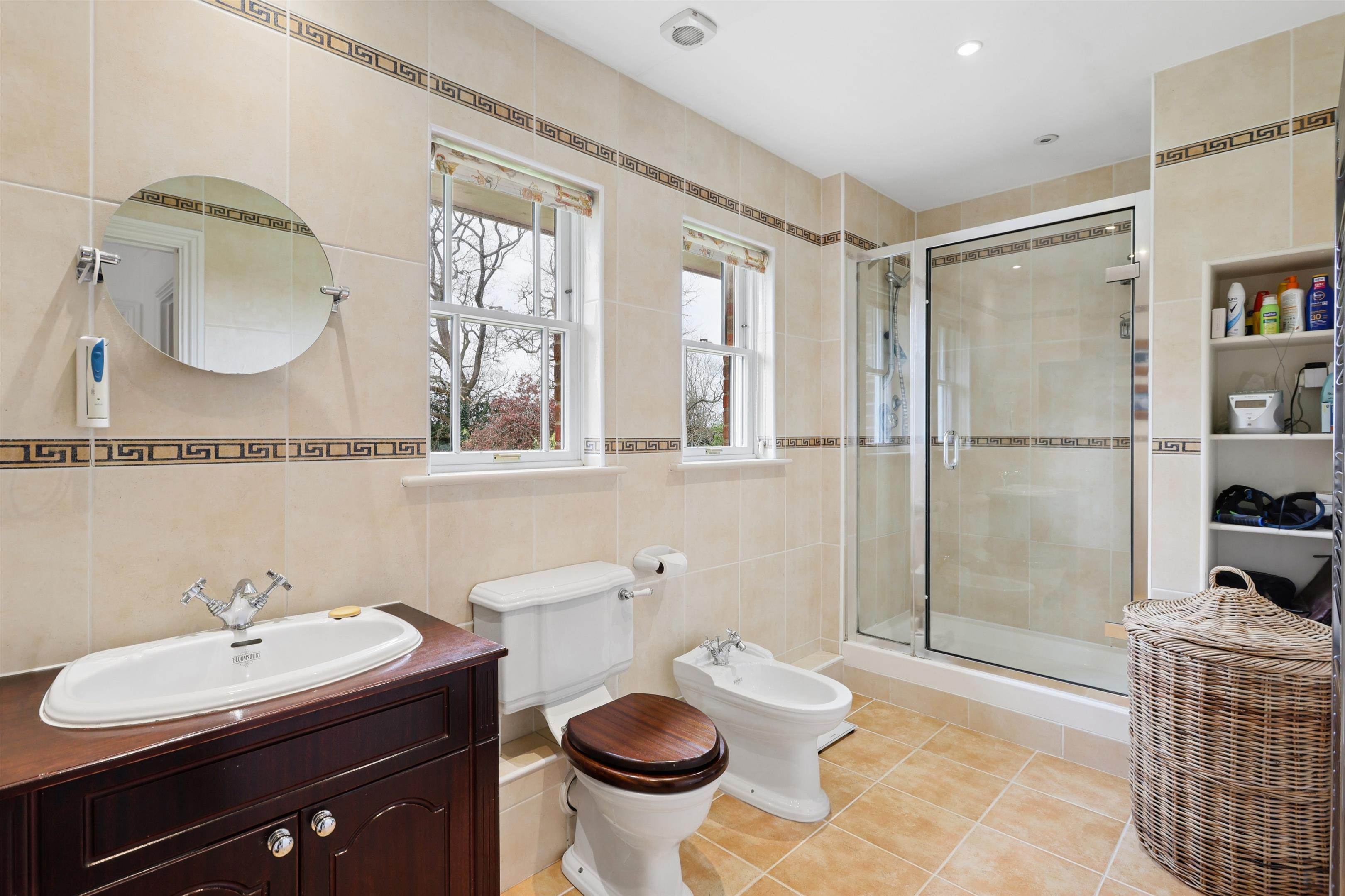 Beaconsfield Road, Claygate, Esher, Surrey KT10