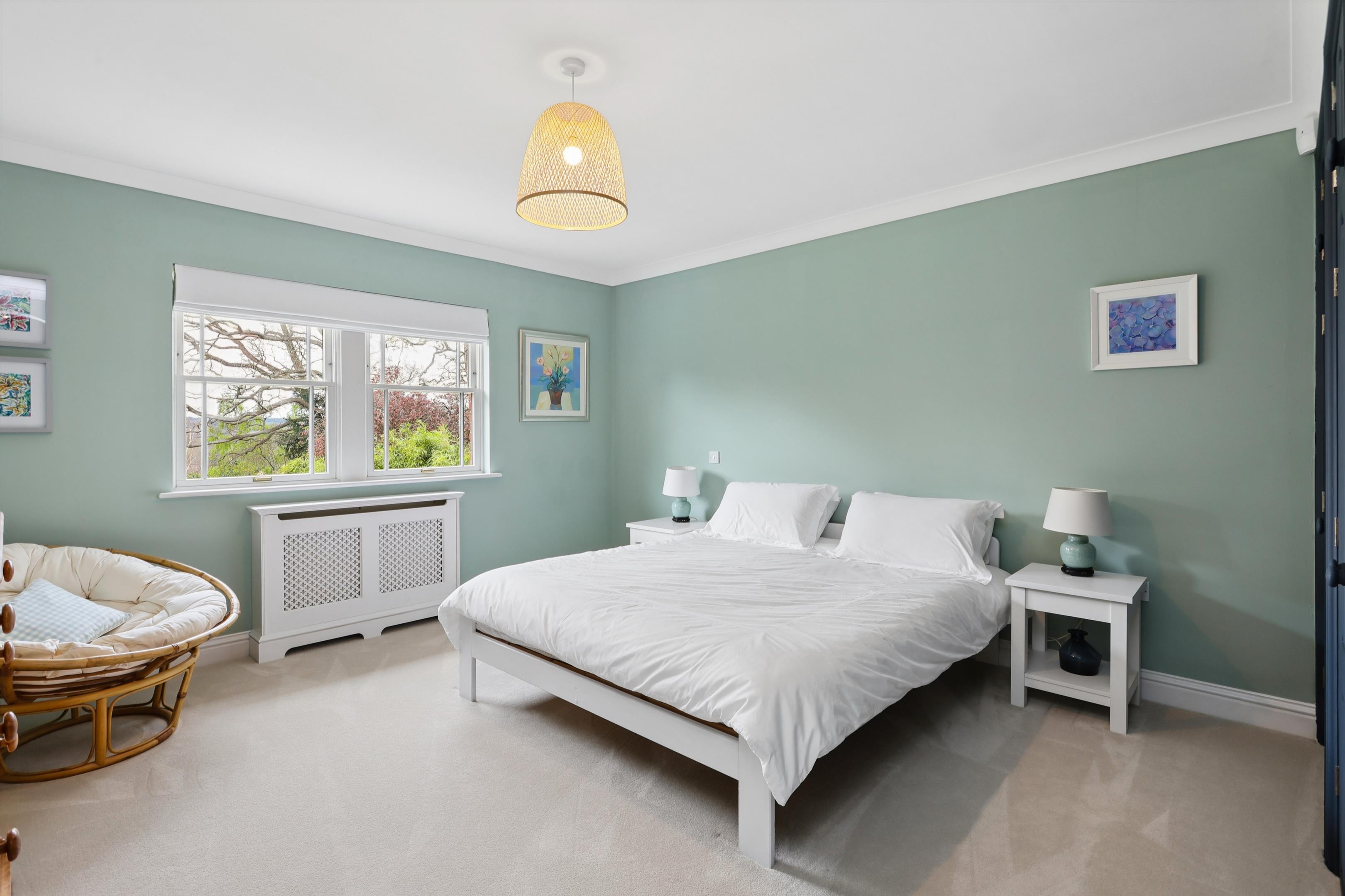 Beaconsfield Road, Claygate, Esher, Surrey KT10