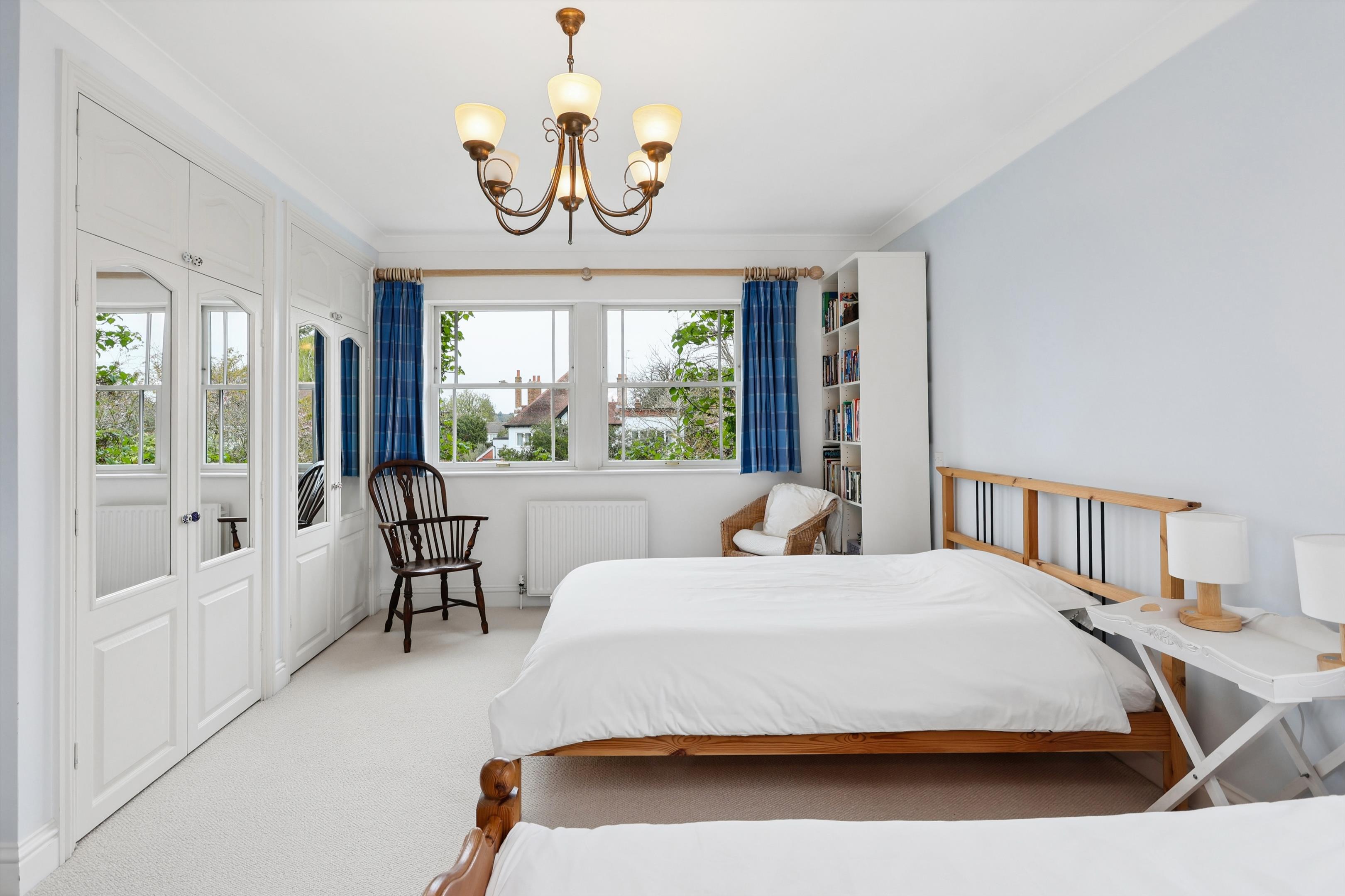 Beaconsfield Road, Claygate, Esher, Surrey KT10