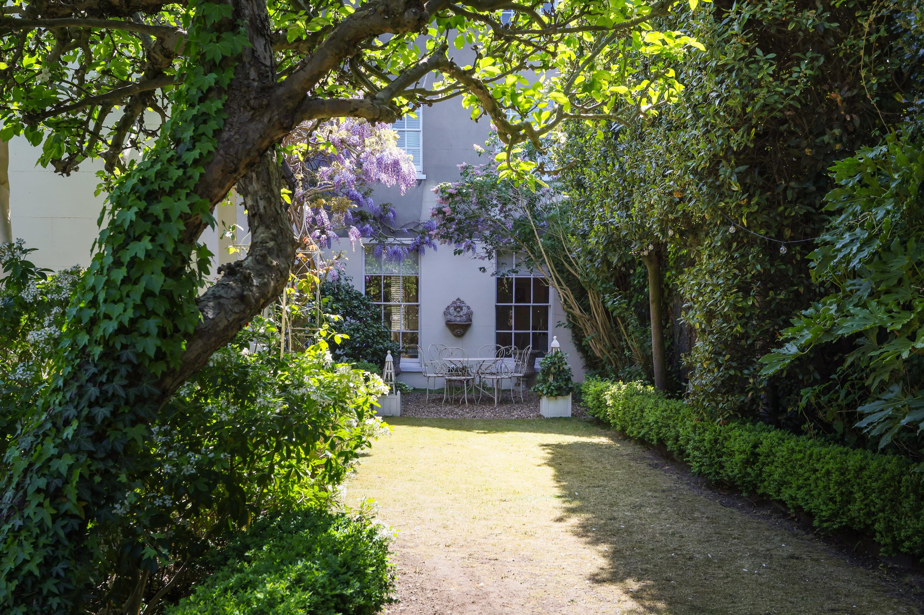 Palace Road, East Molesey, Surrey, KT8