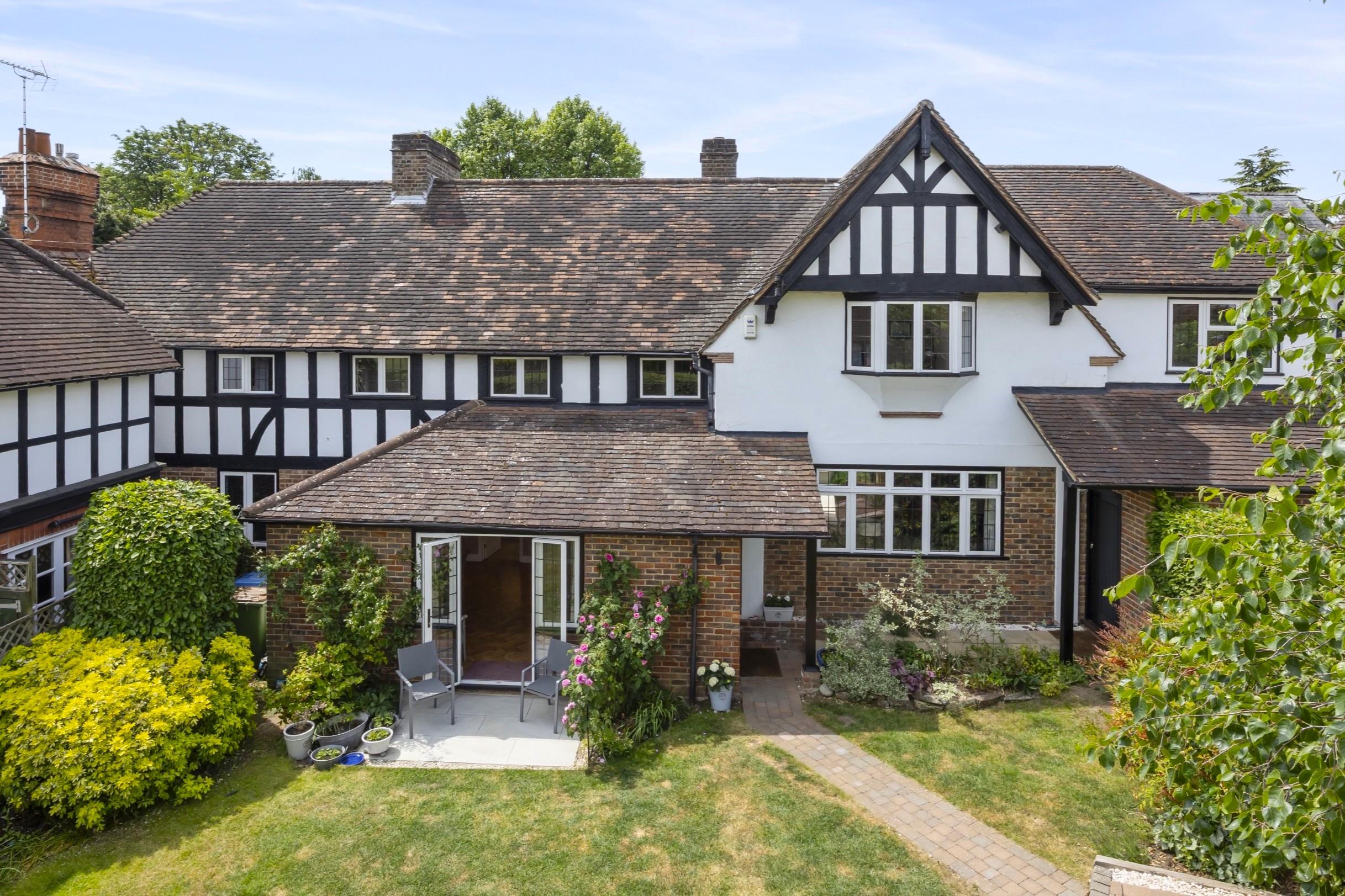 New Road, Esher, Surrey, KT10